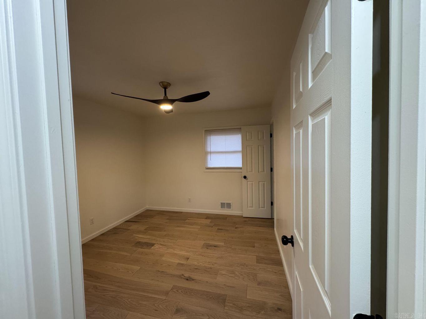 Dakota Second - Residential