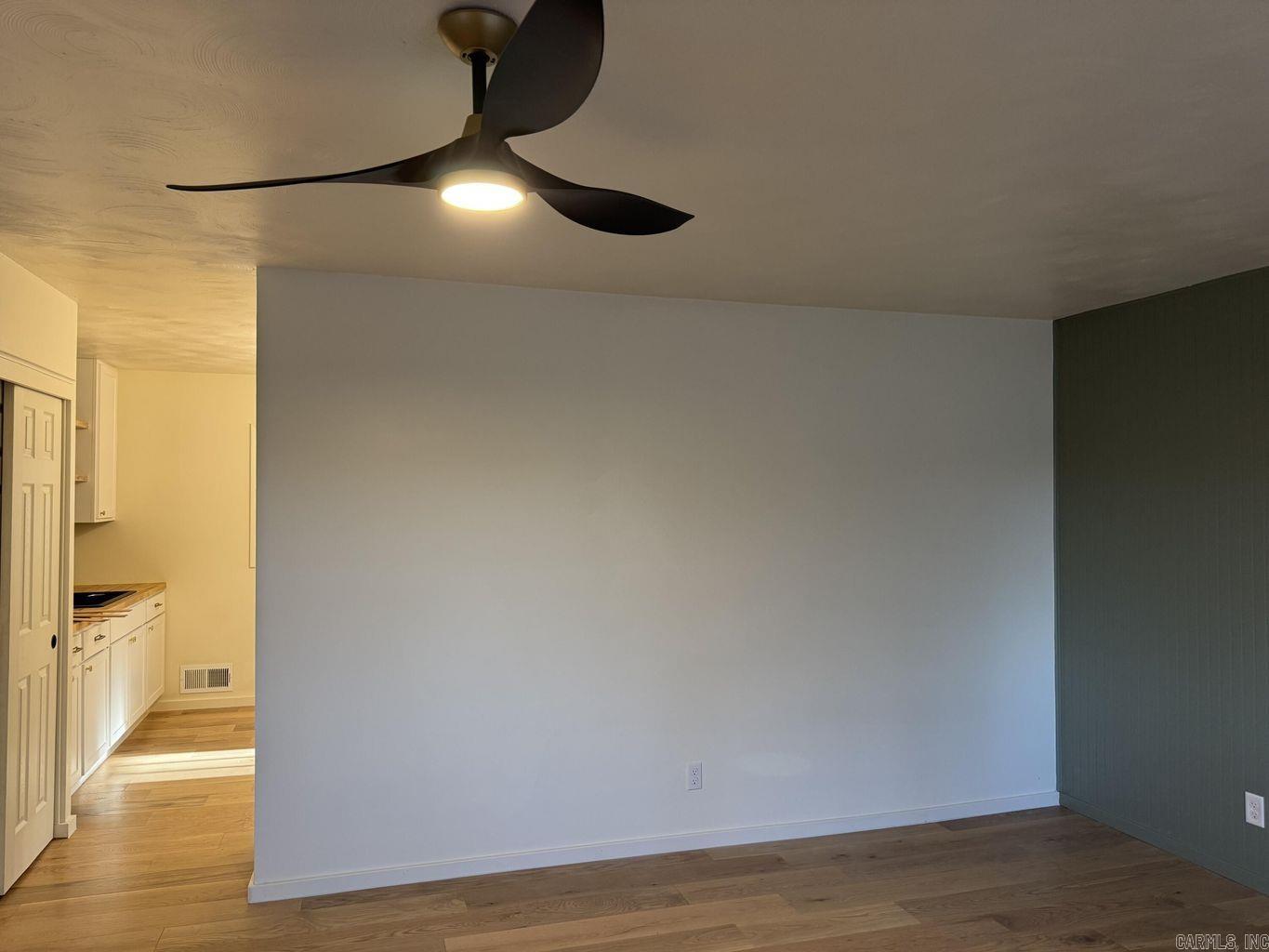 Dakota Second - Residential