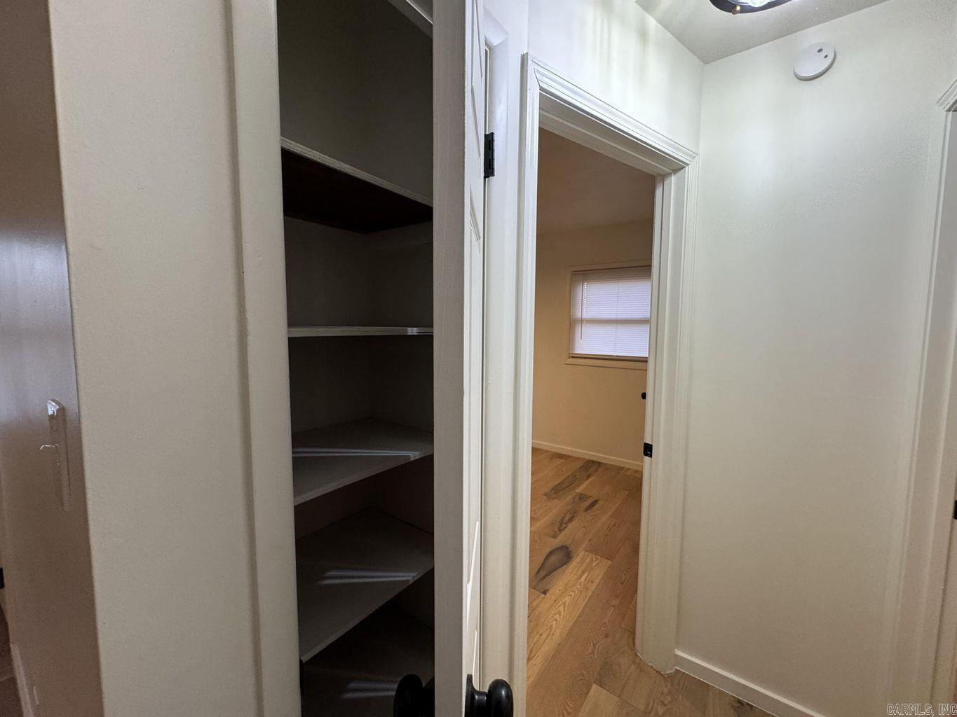 Dakota Second - Residential