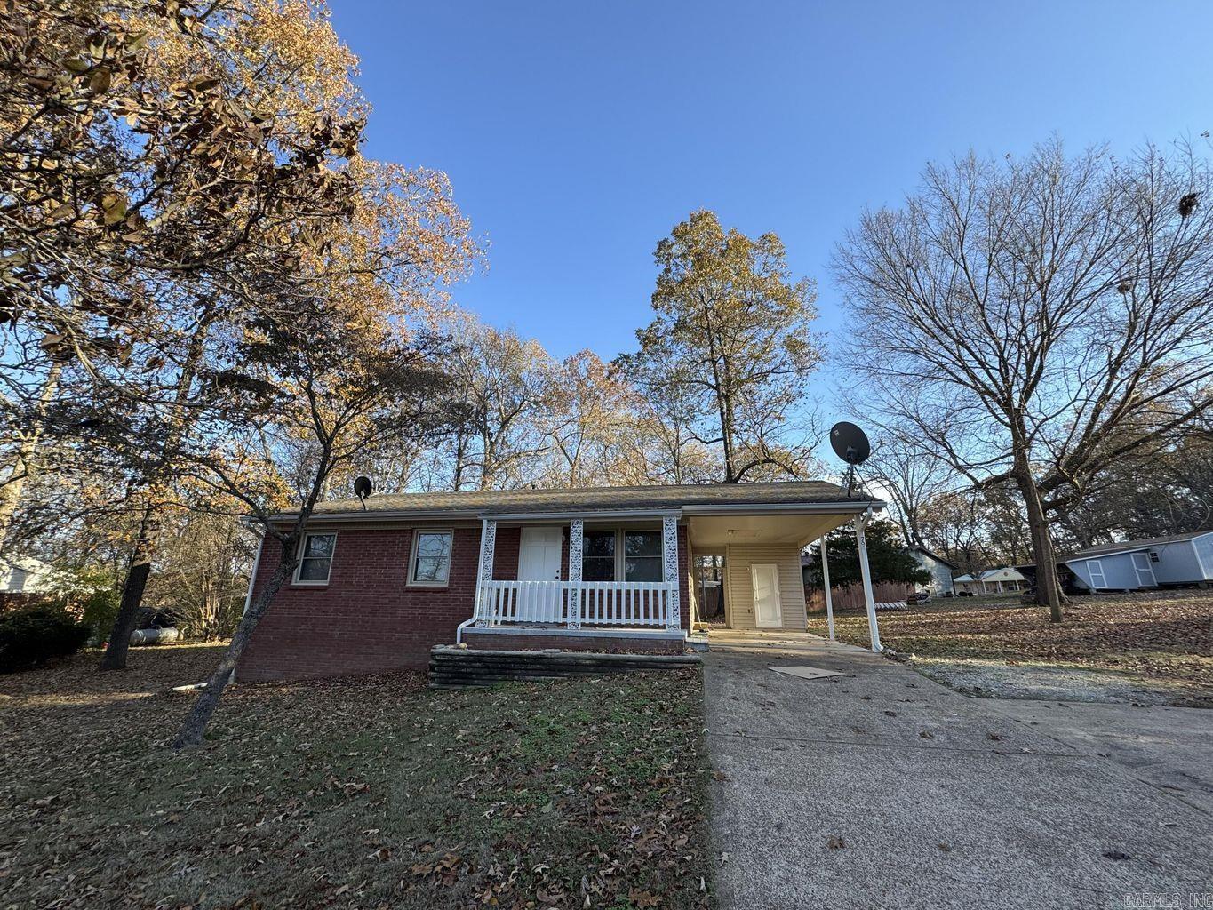 Dakota Second - Residential