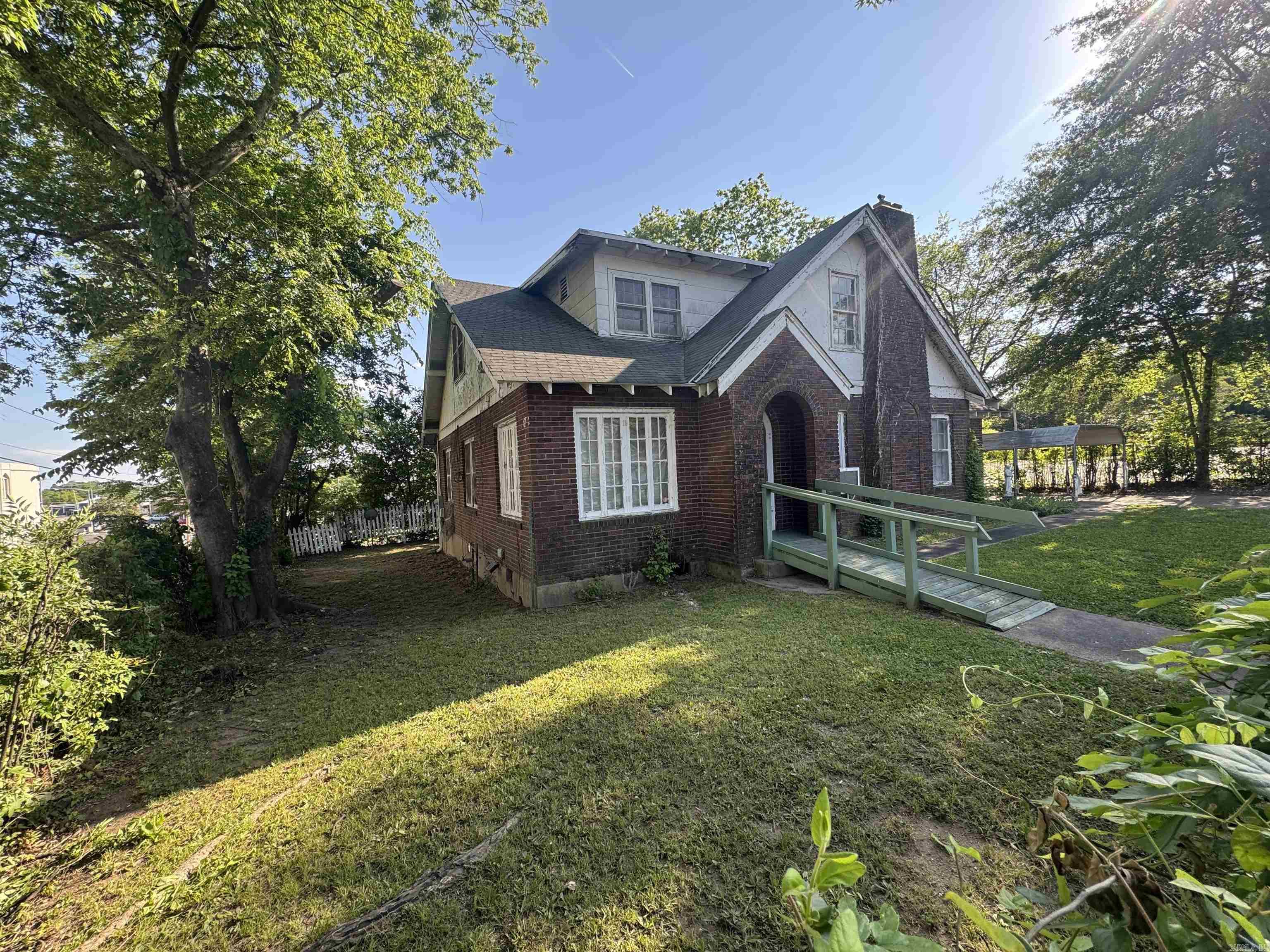 HSR BLK - Residential