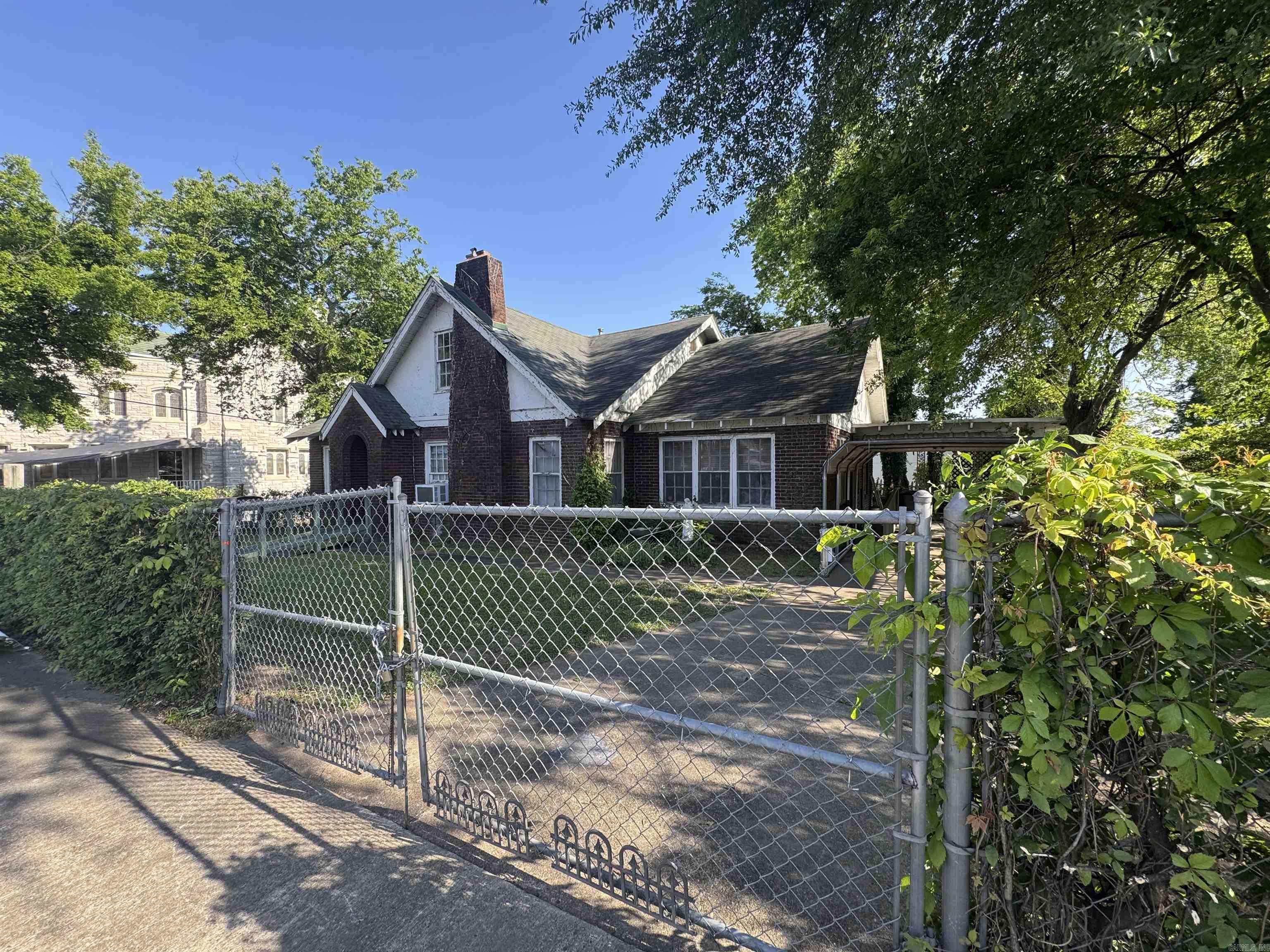HSR BLK - Residential