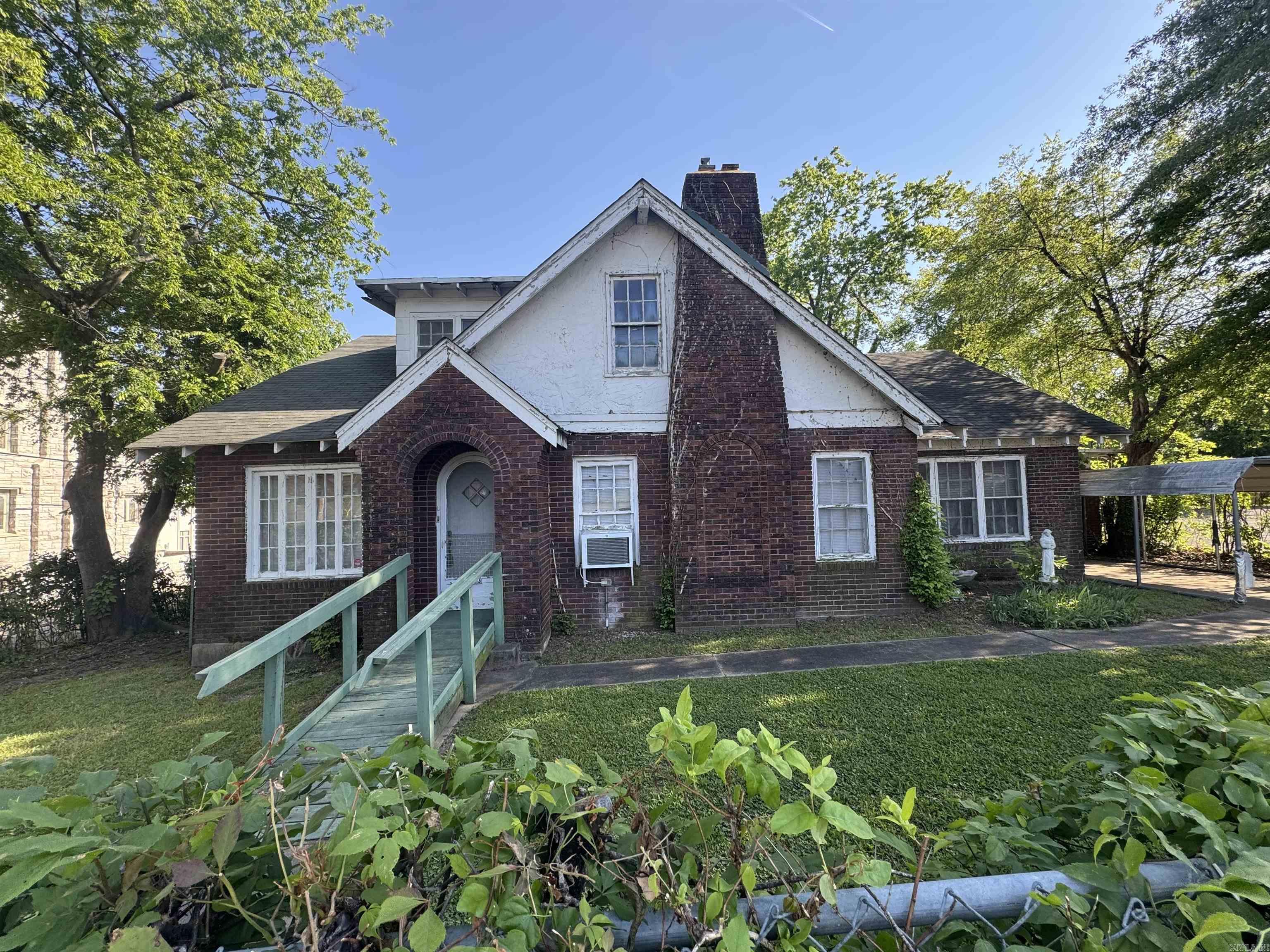 HSR BLK - Residential