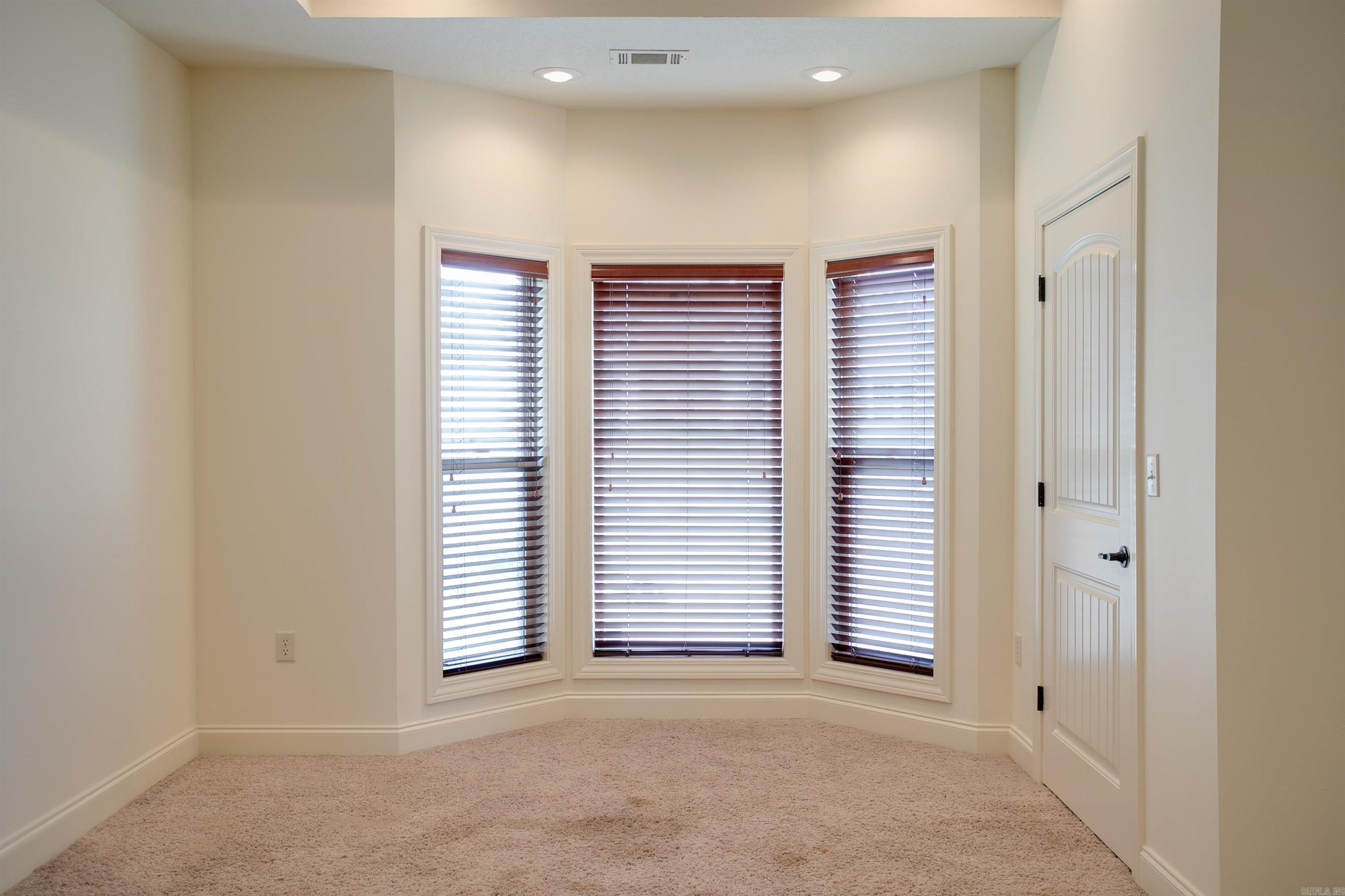 STONERIDGE ESTATES - Residential