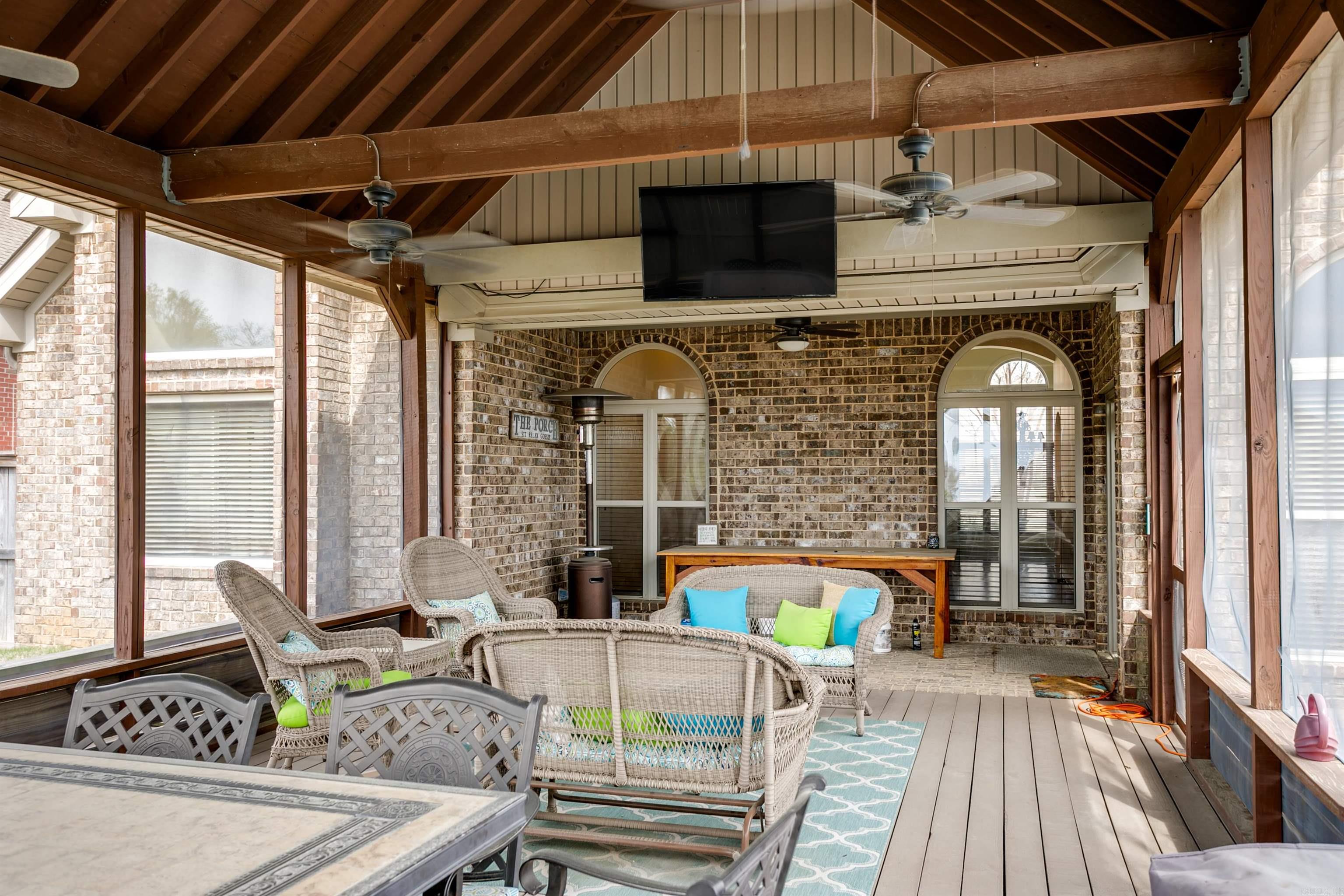 STONERIDGE ESTATES - Residential