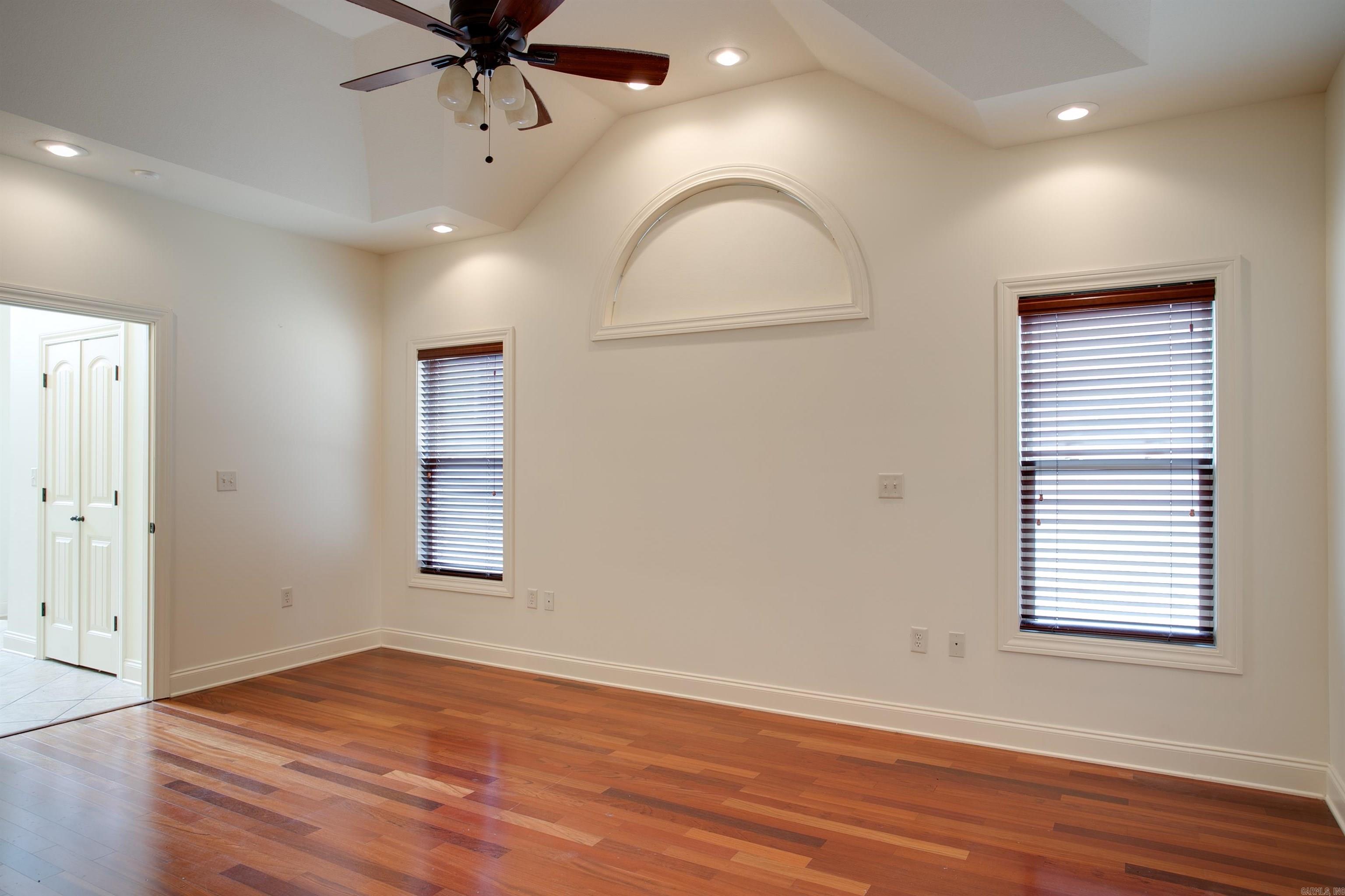 STONERIDGE ESTATES - Residential