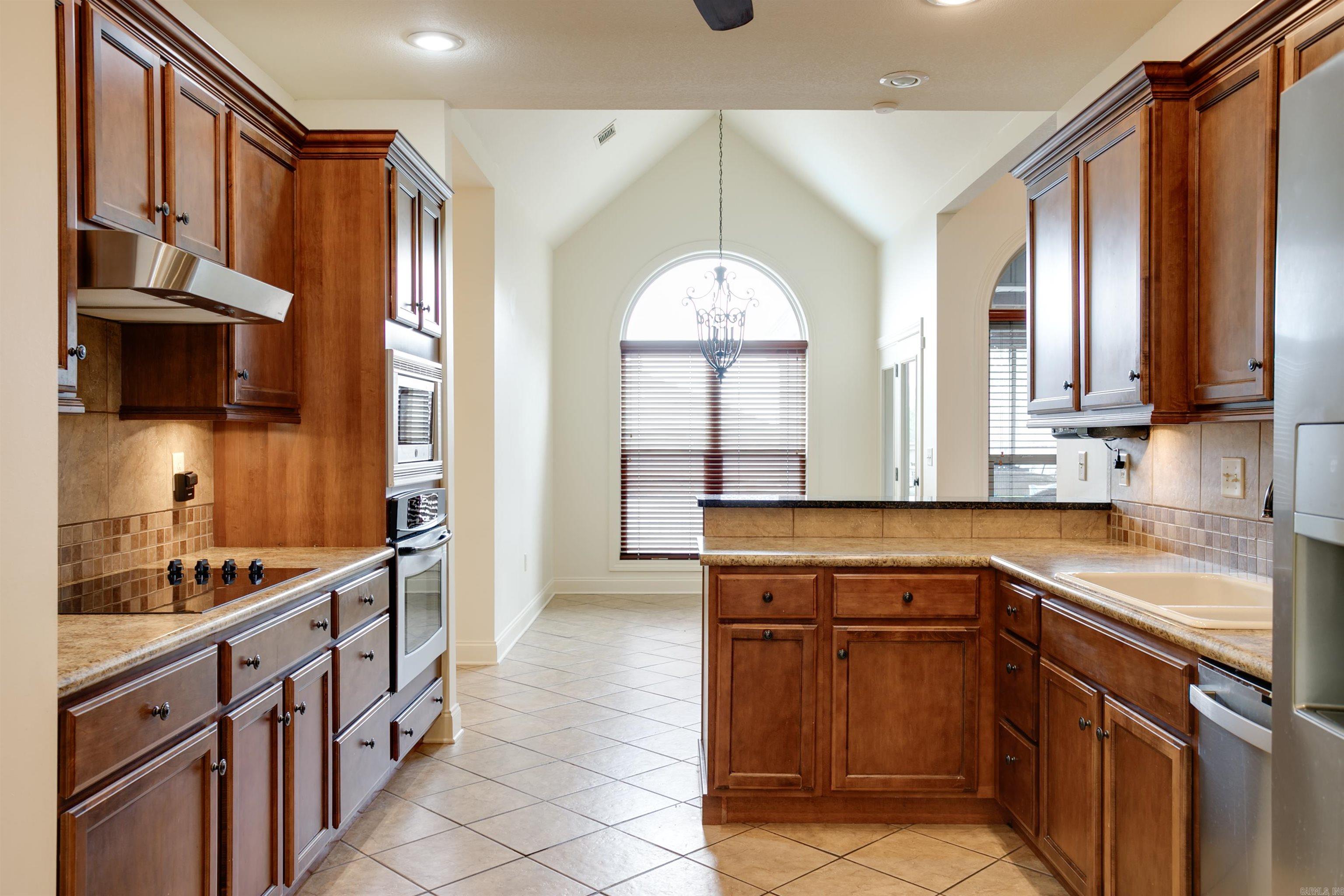 STONERIDGE ESTATES - Residential