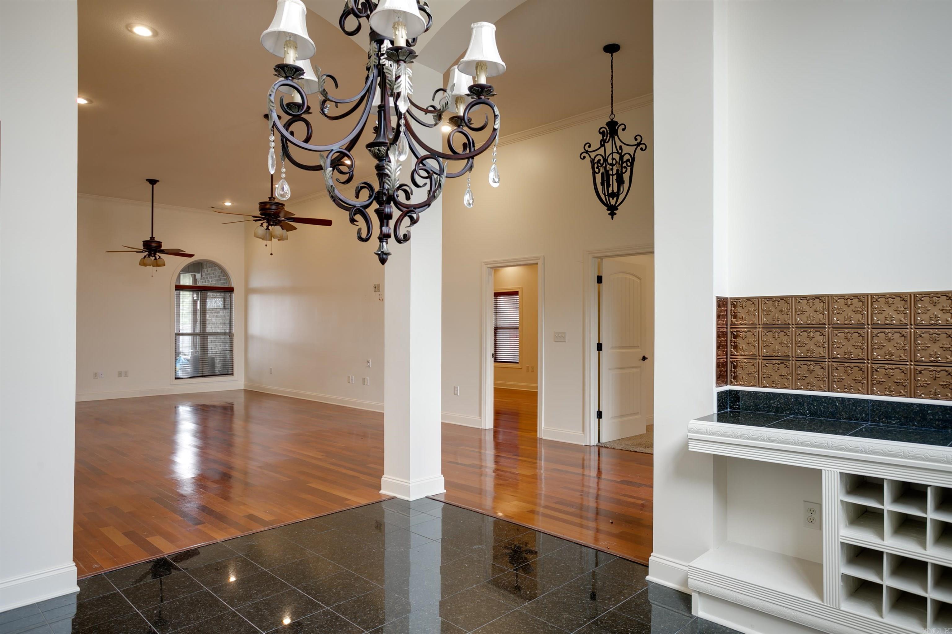 STONERIDGE ESTATES - Residential