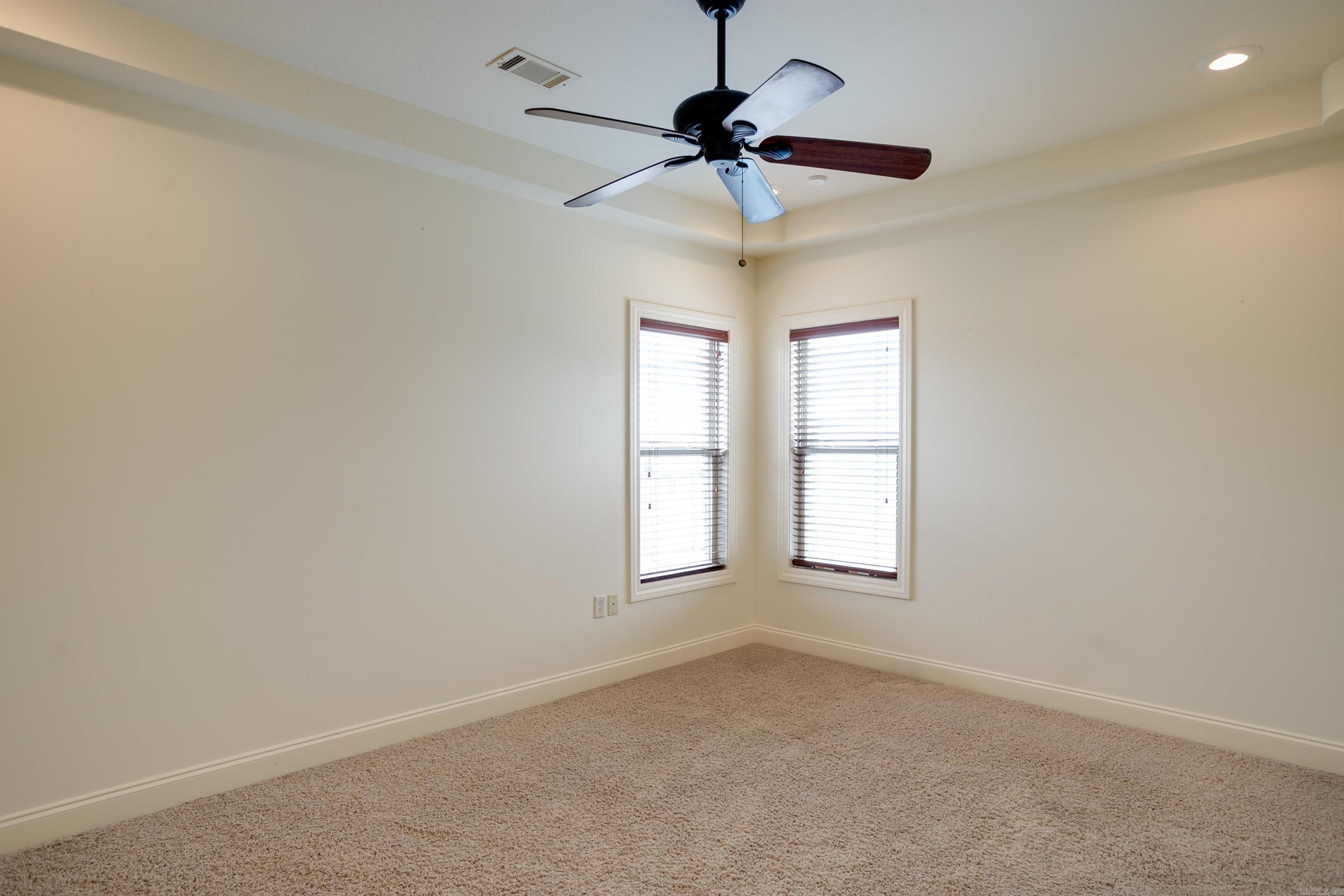 STONERIDGE ESTATES - Residential