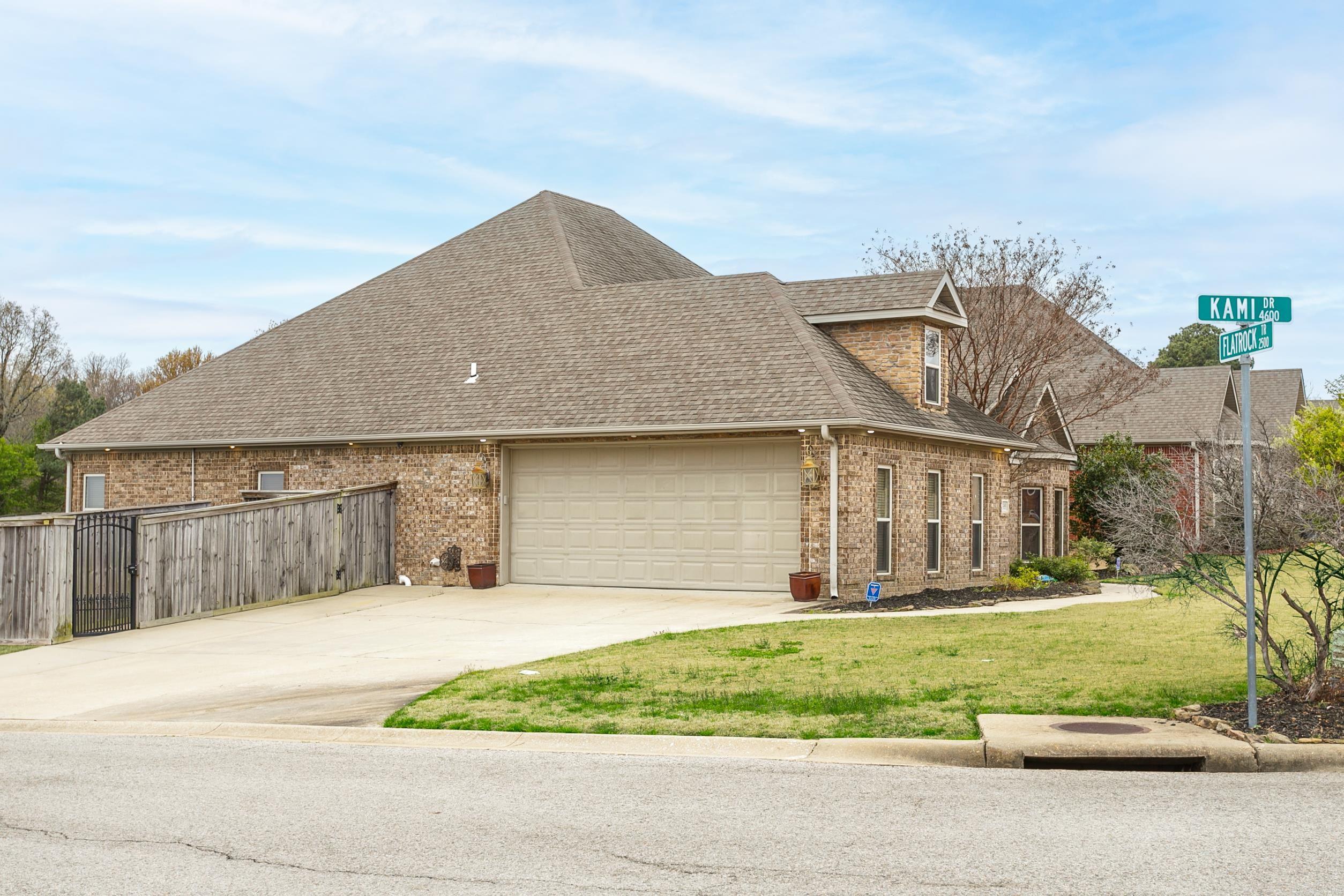 STONERIDGE ESTATES - Residential