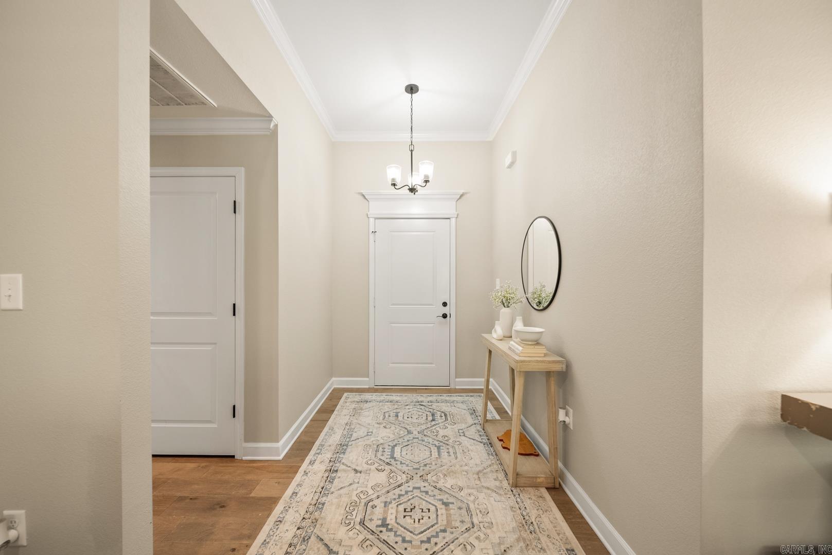 PINEWOOD ESTATES - Residential