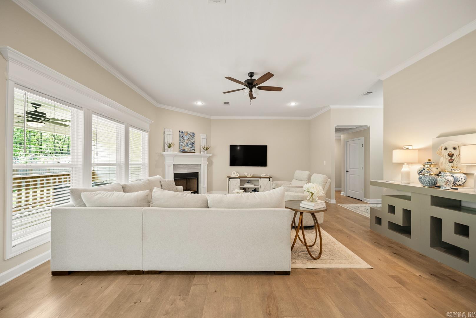 PINEWOOD ESTATES - Residential