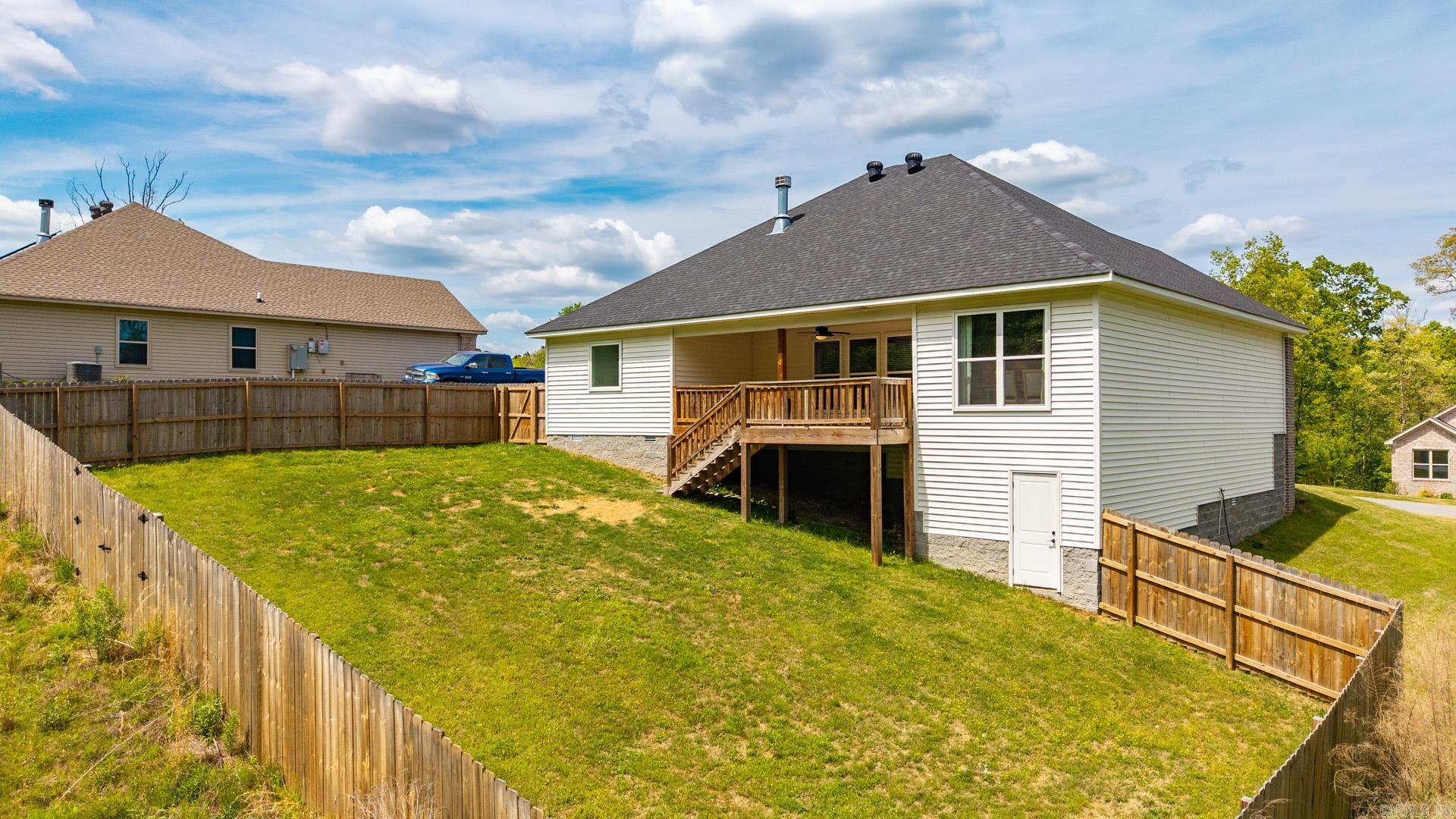 PINEWOOD ESTATES - Residential