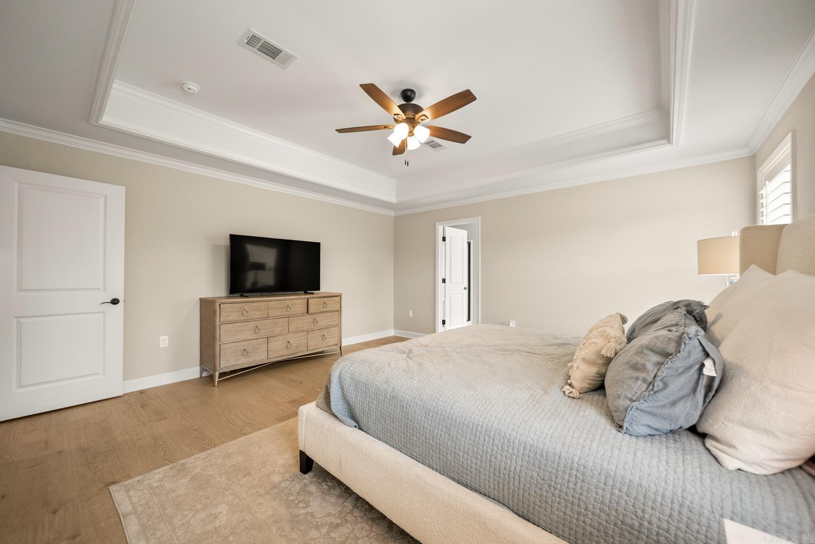 PINEWOOD ESTATES - Residential