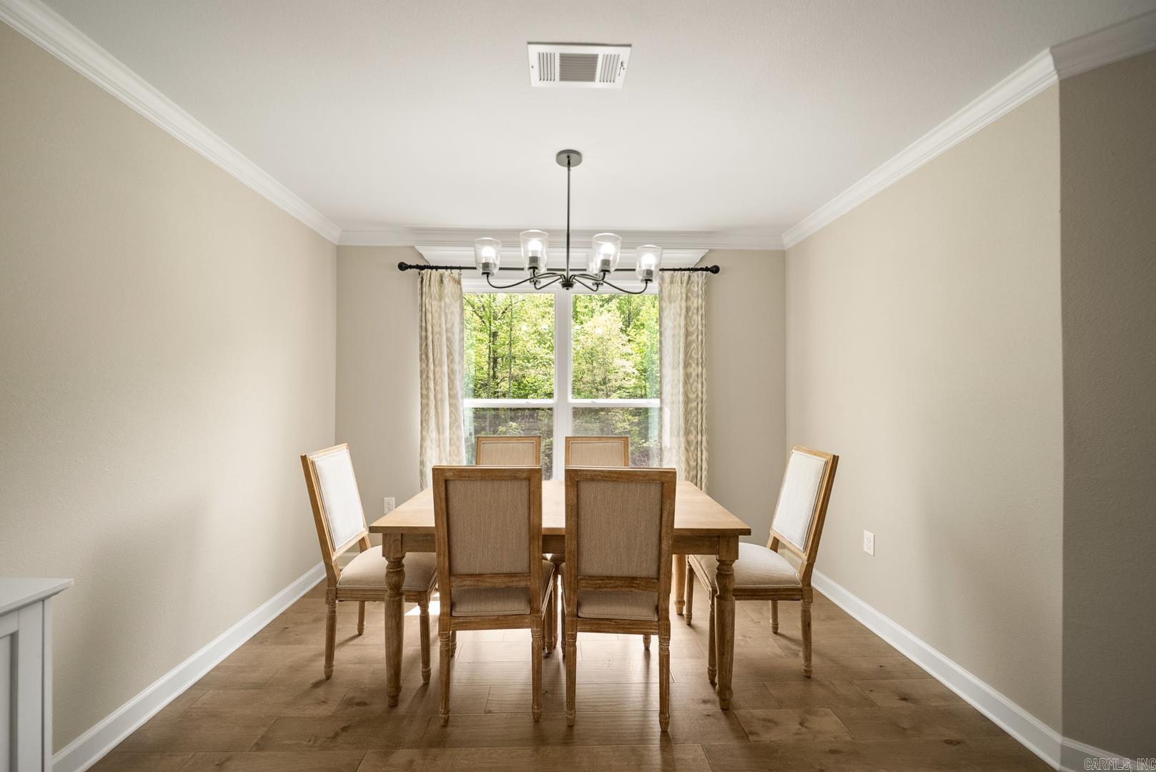 PINEWOOD ESTATES - Residential