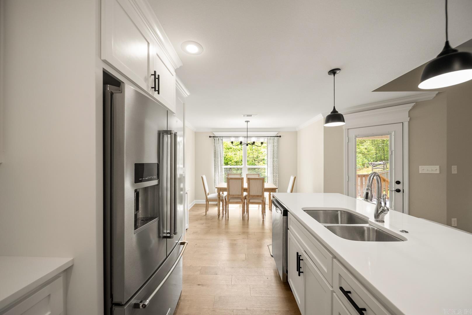 PINEWOOD ESTATES - Residential