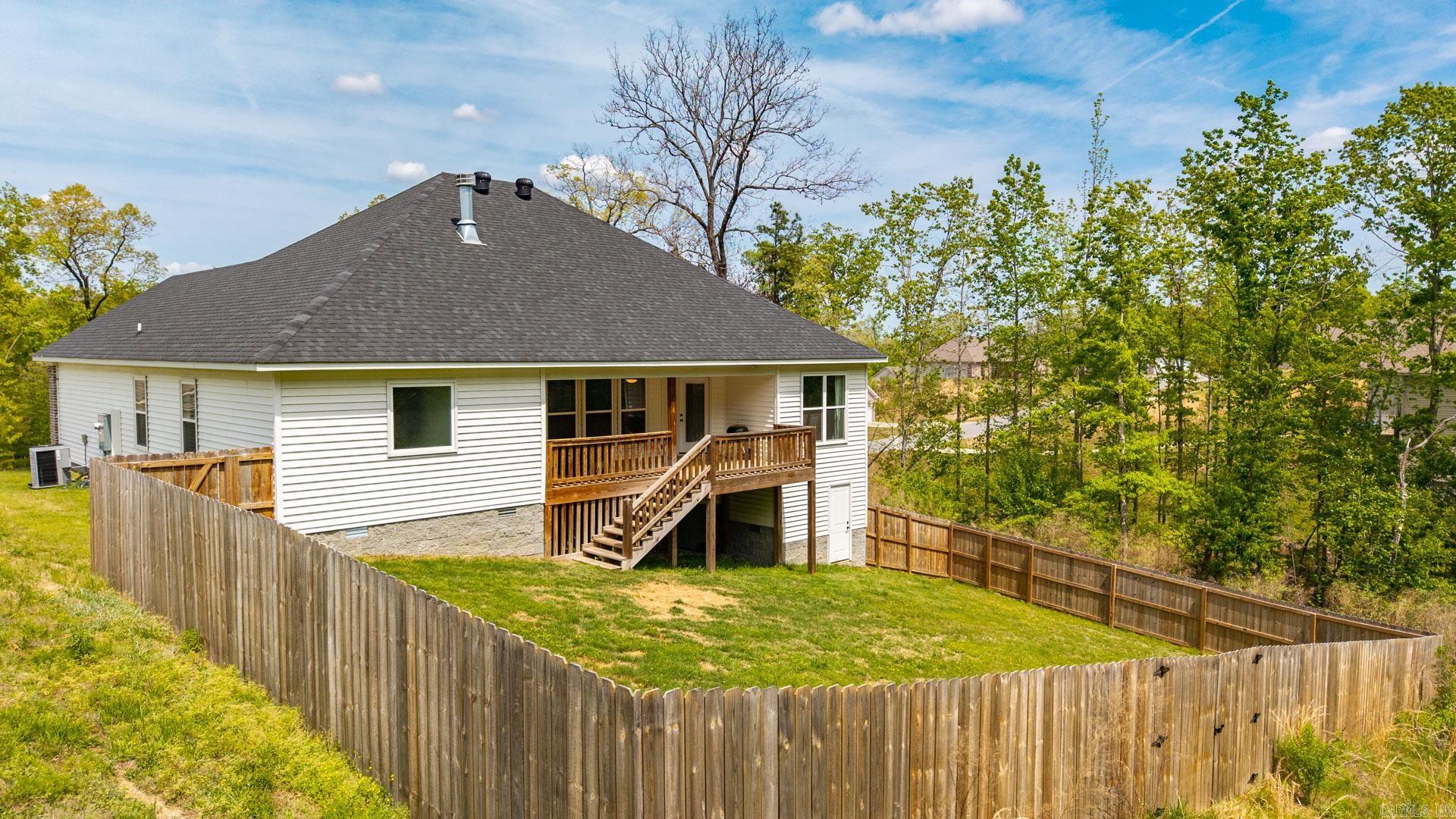 PINEWOOD ESTATES - Residential