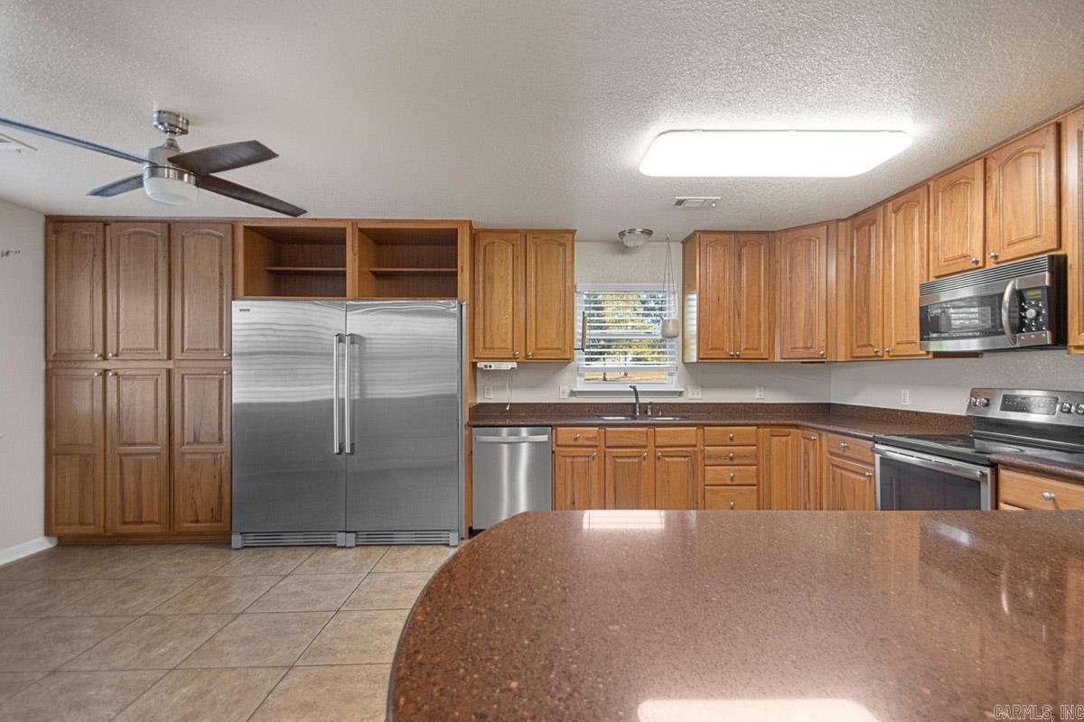 PLANTATION HILLS - Residential