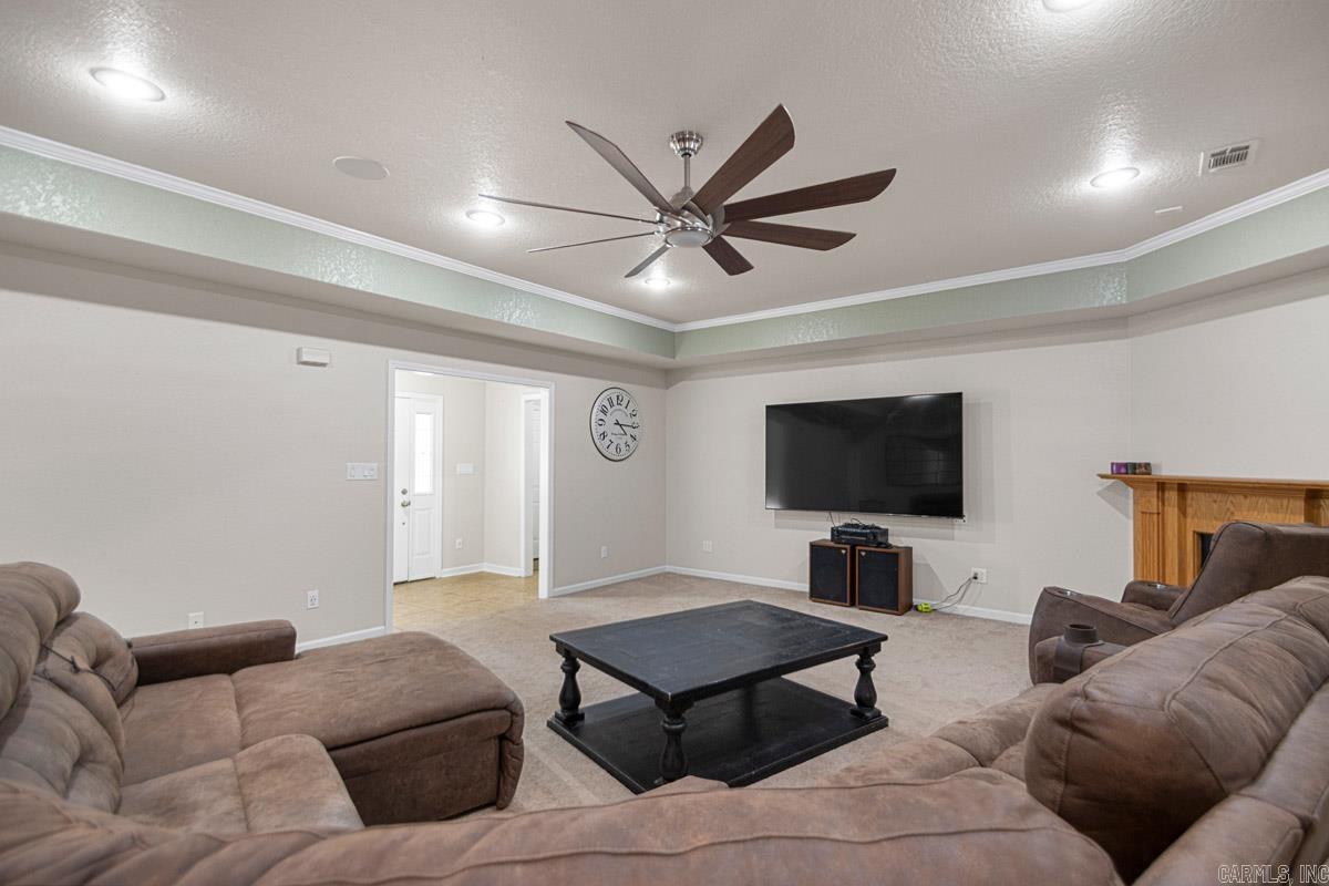 PLANTATION HILLS - Residential