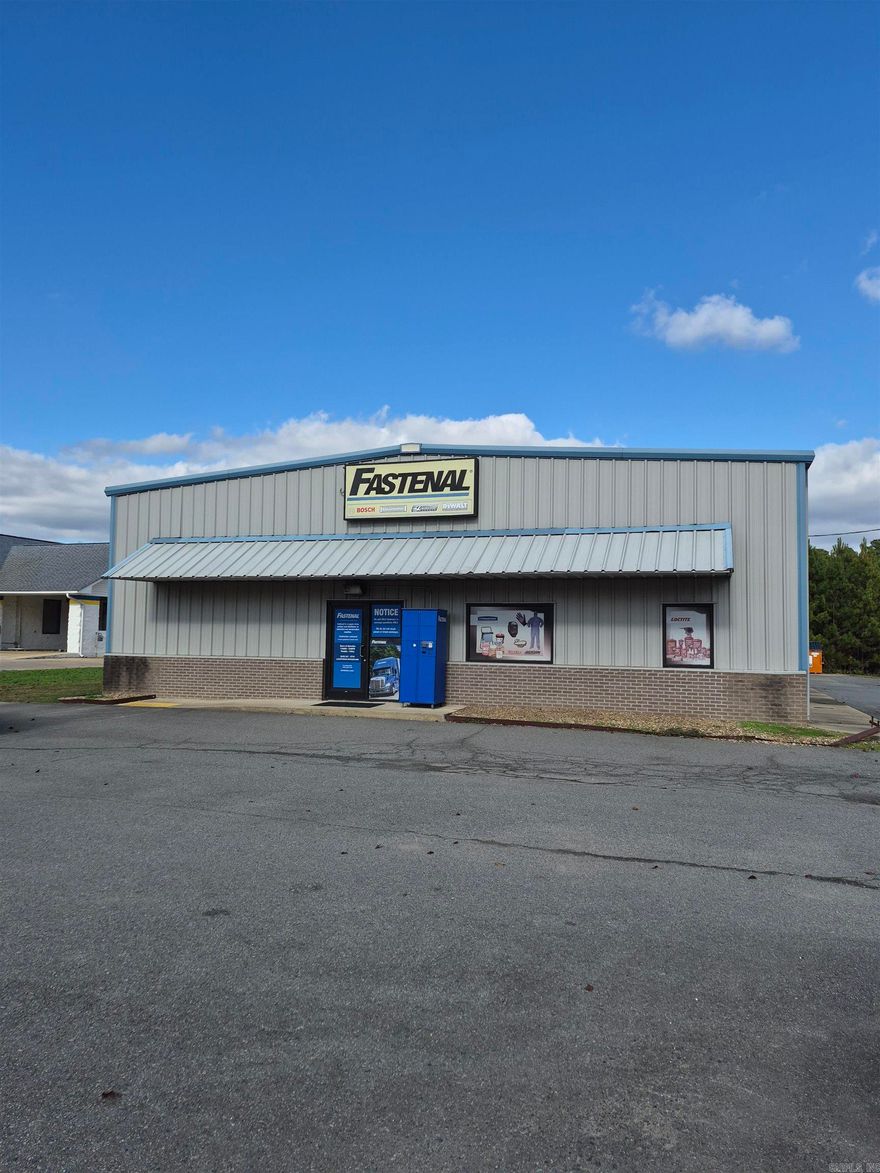 Investment opportunity with established business leasing currently.  Call for an appointment today!