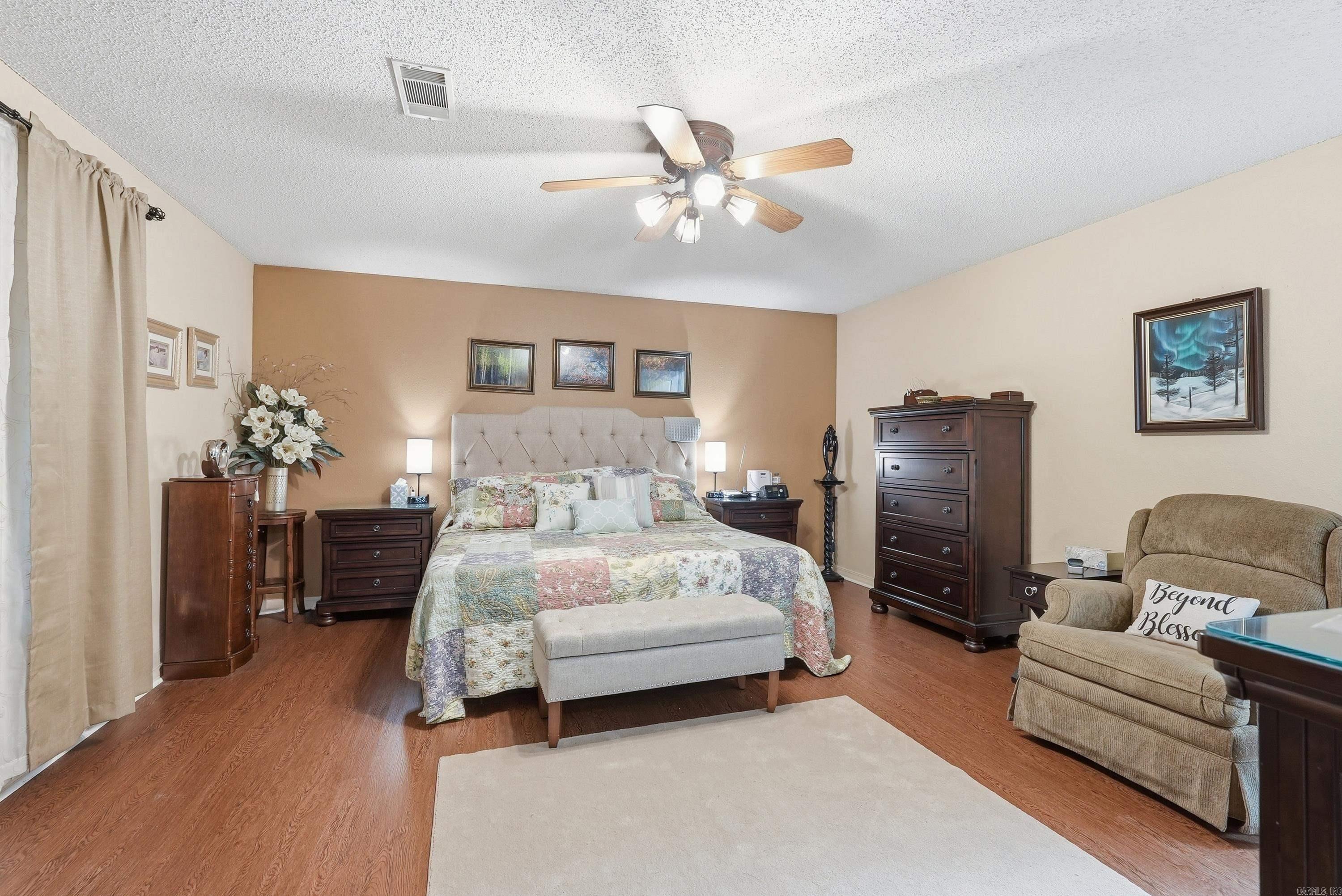 DEER RUN - Residential