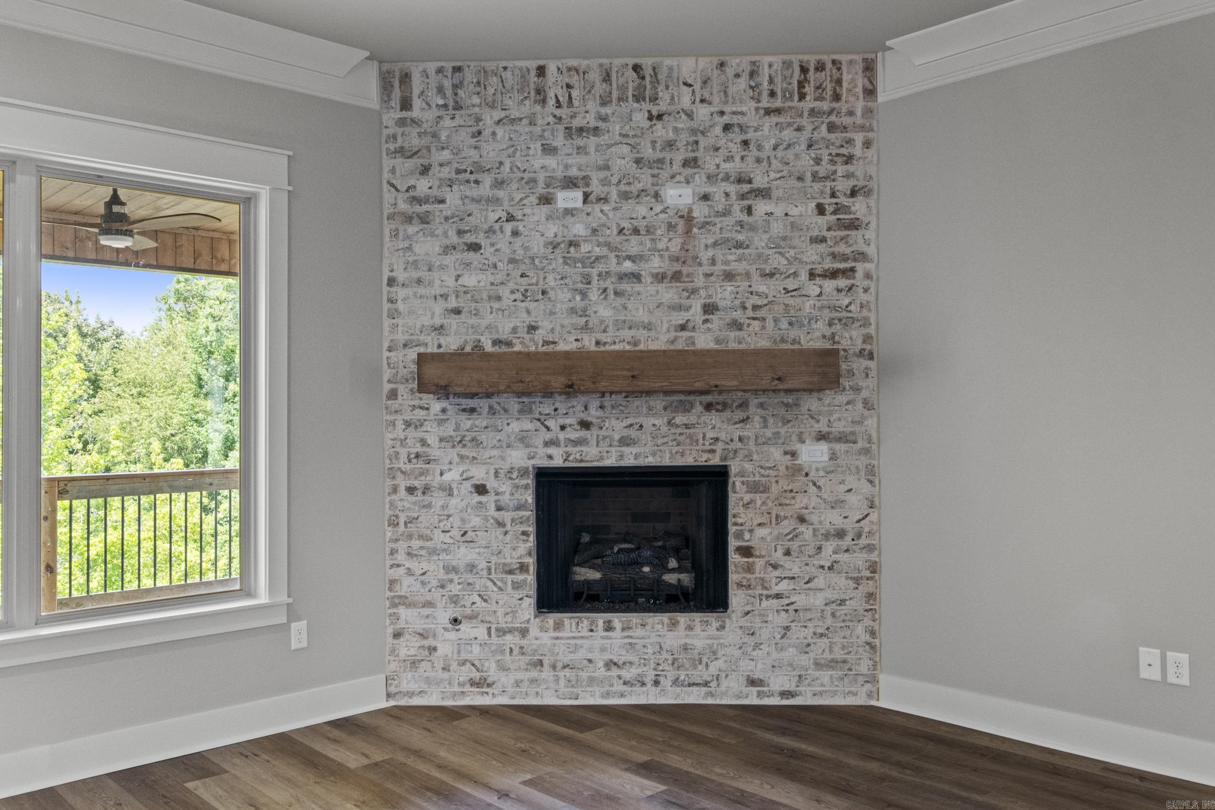CREEKSIDE ADDN - Residential