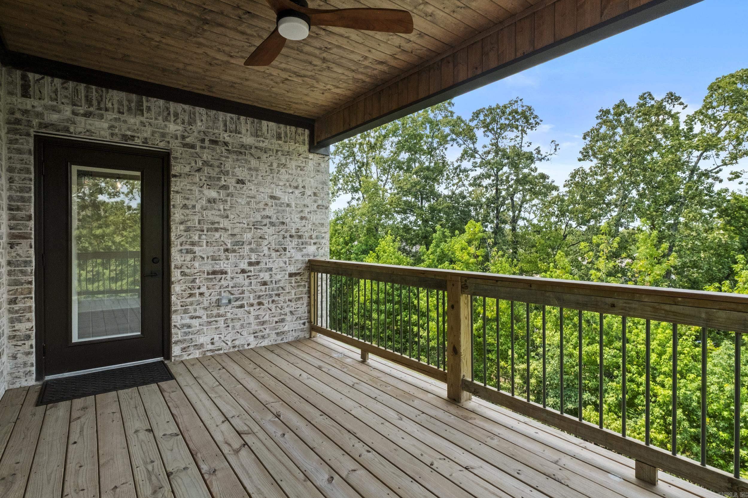 CREEKSIDE ADDN - Residential