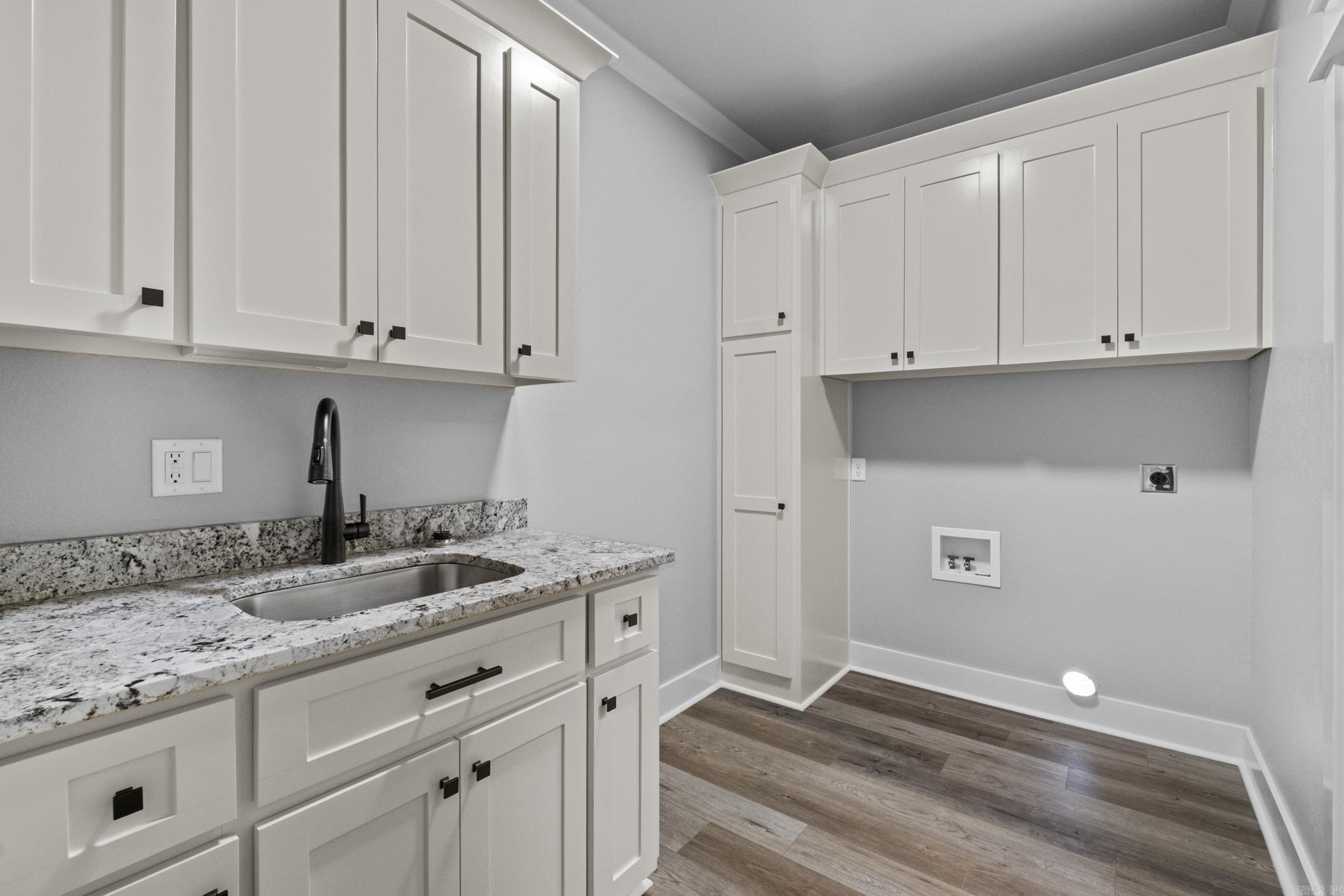 CREEKSIDE ADDN - Residential