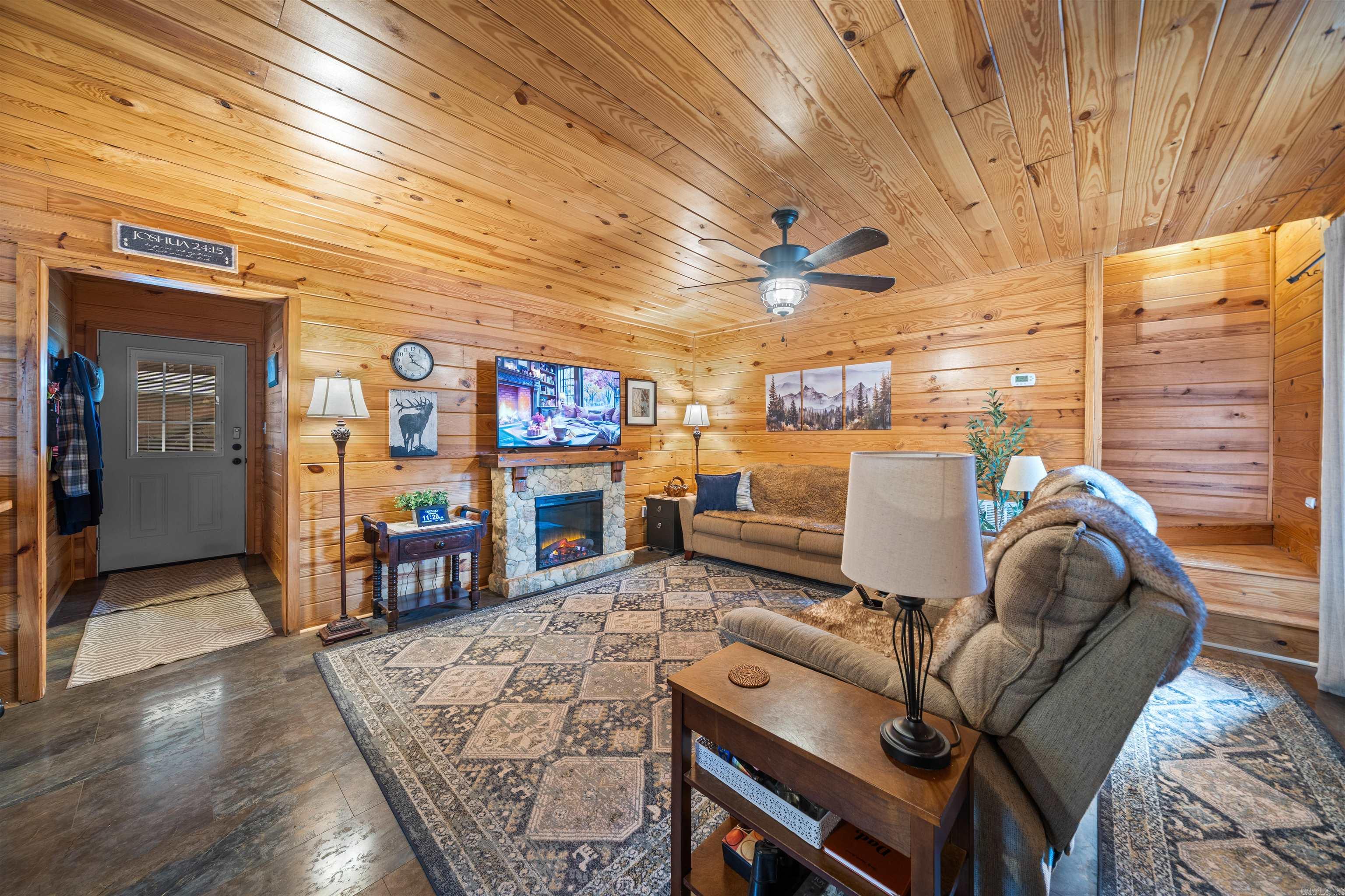 Metes & Bounds - Residential