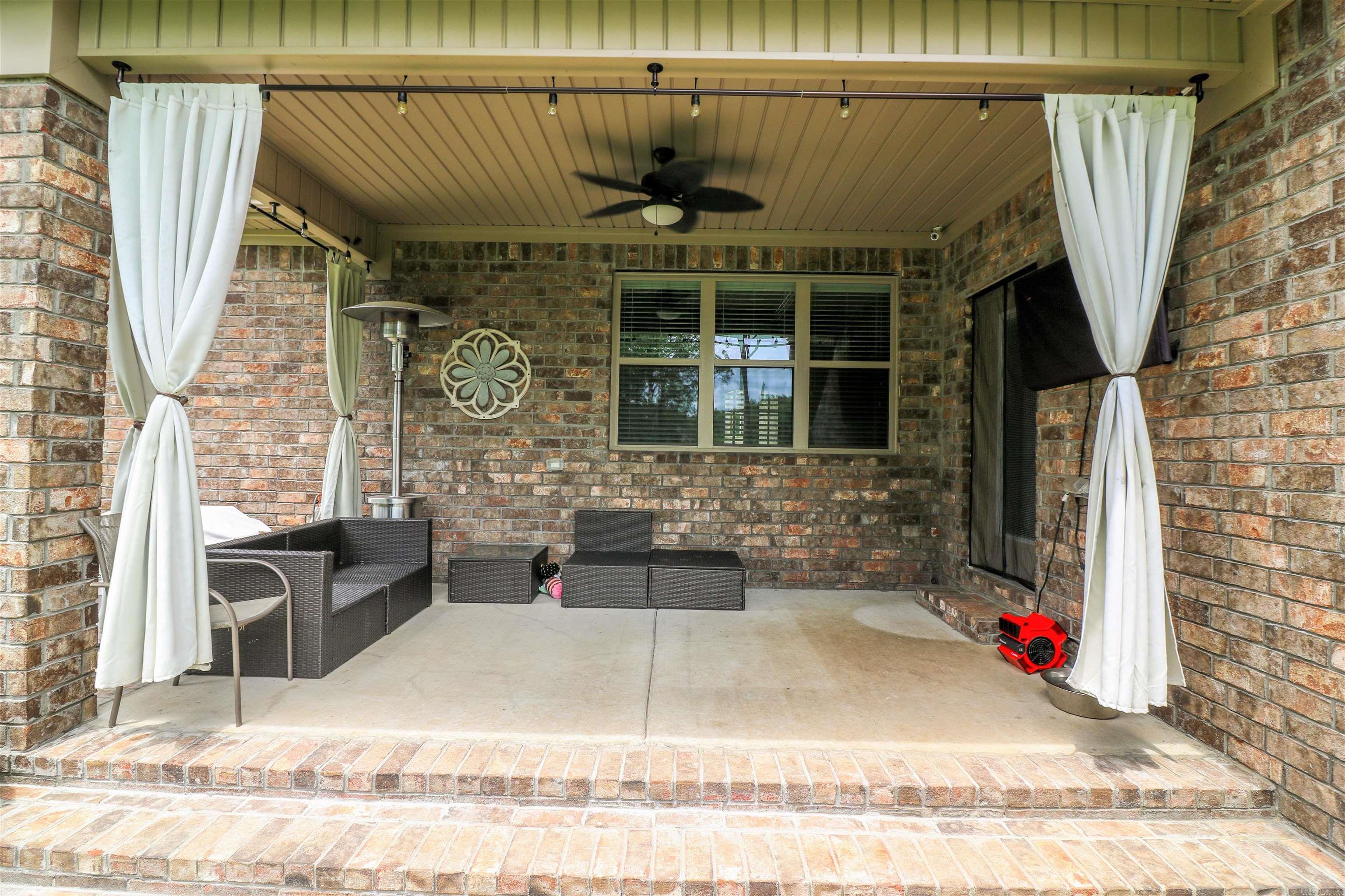 MILLERS GLENN - Residential Lease