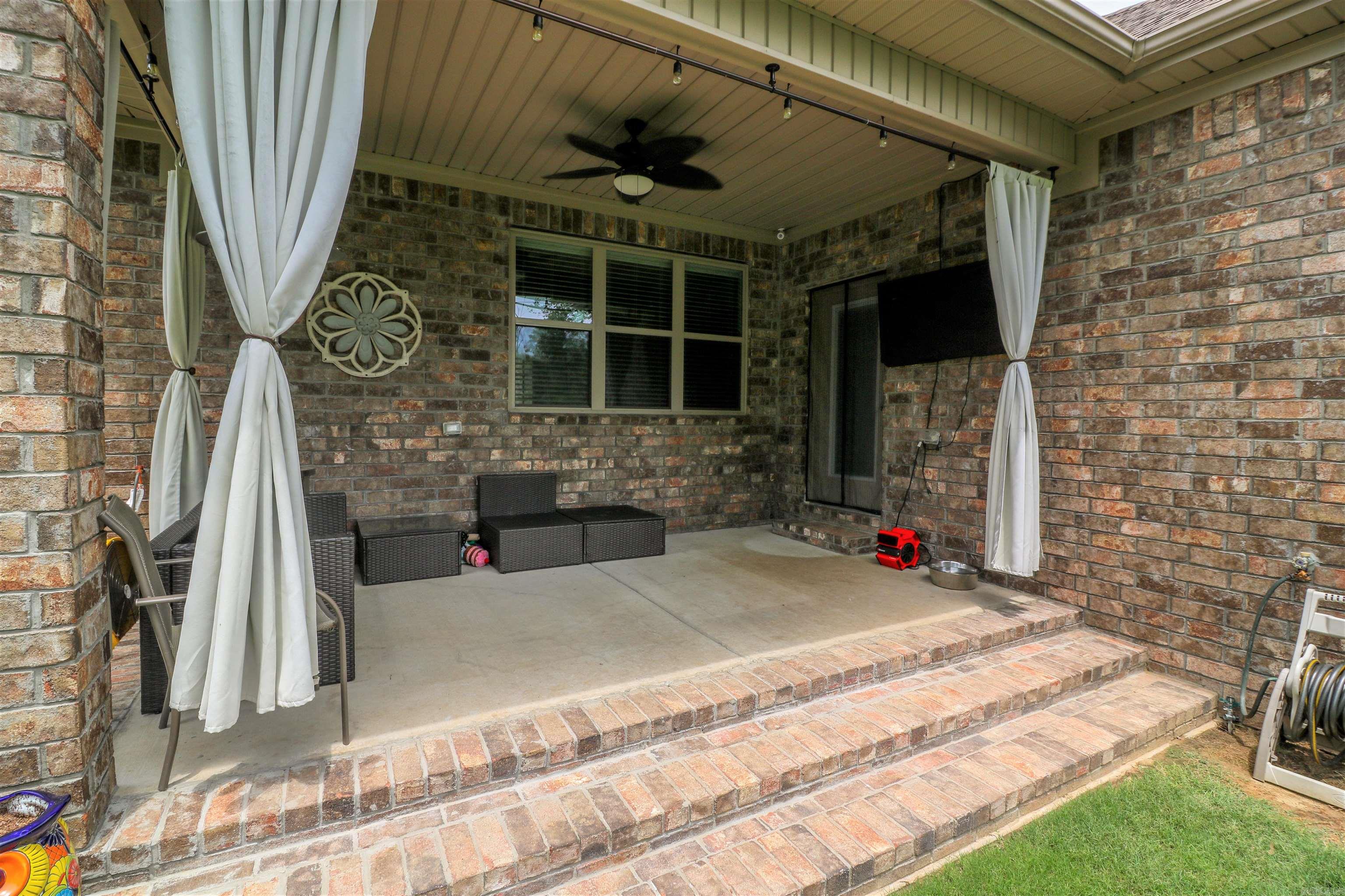 MILLERS GLENN - Residential Lease