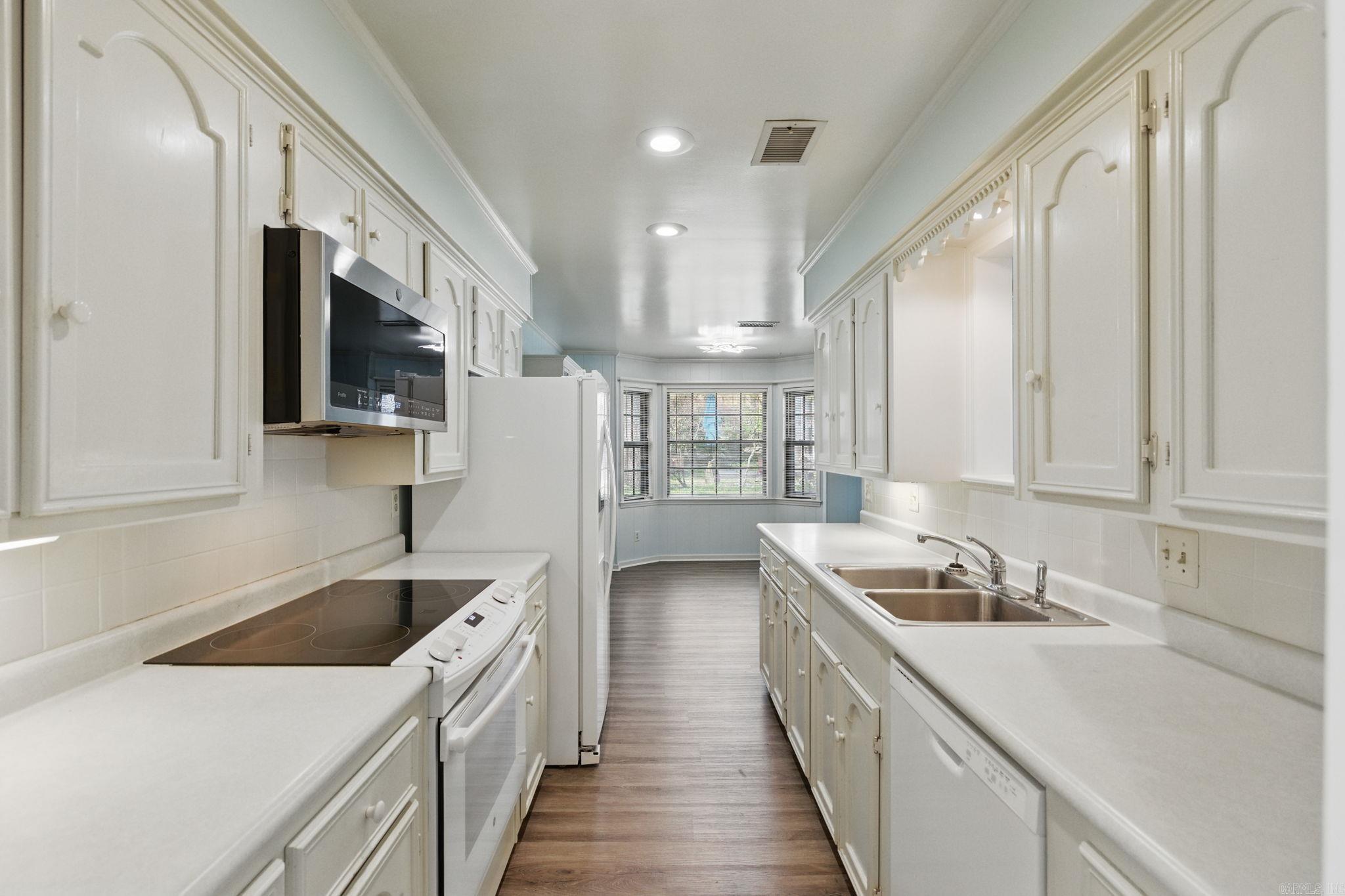 WALNUT VALLEY - Residential