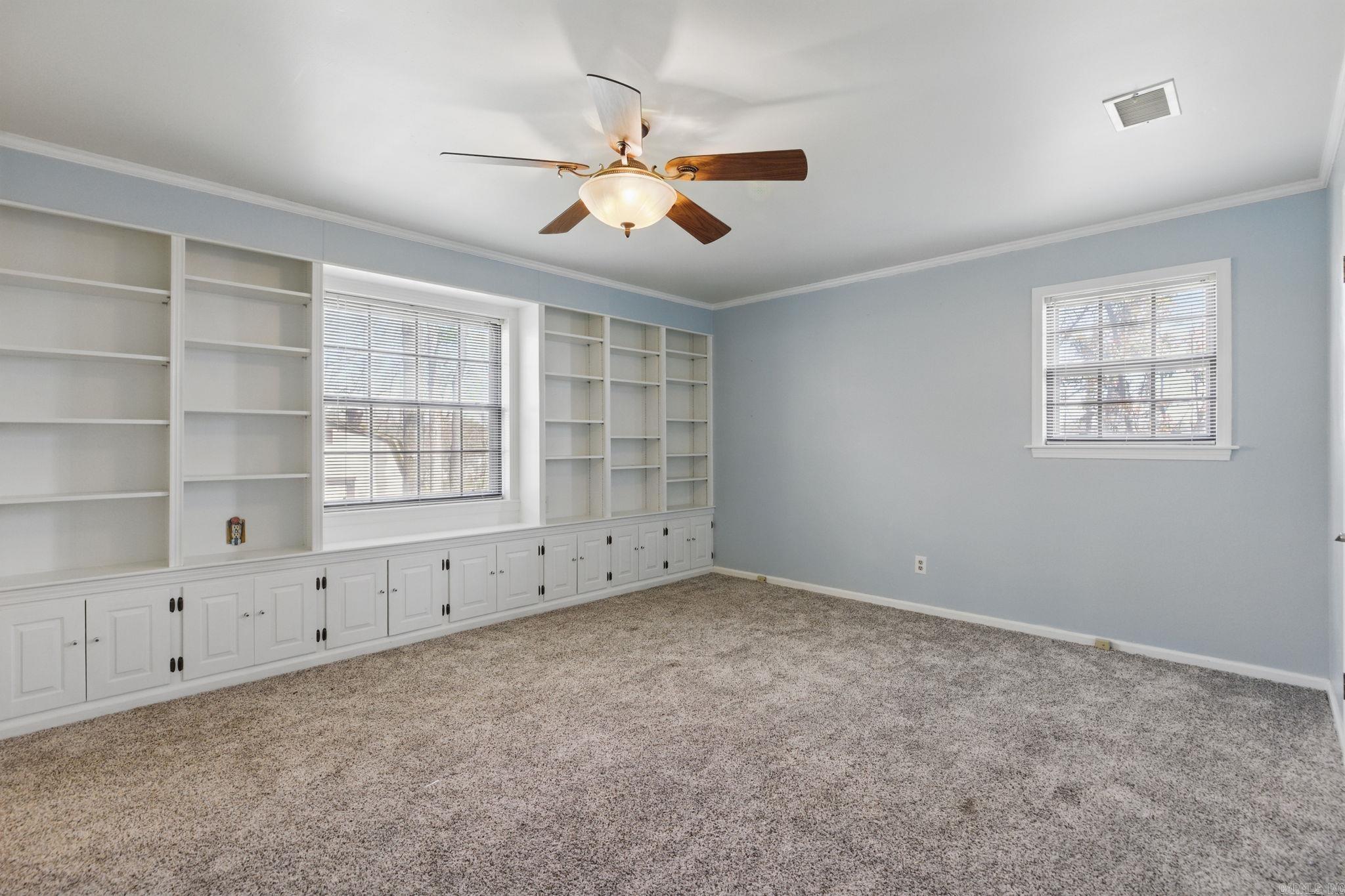 WALNUT VALLEY - Residential