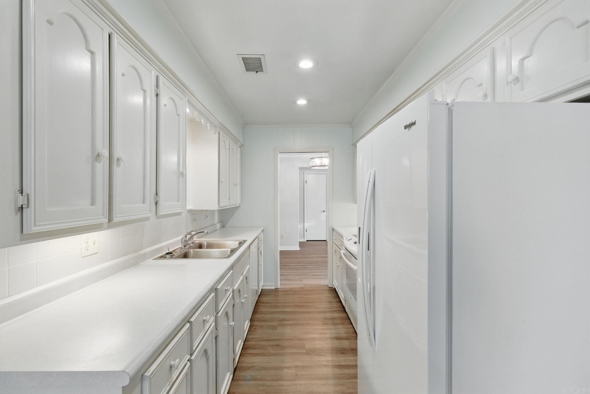 WALNUT VALLEY - Residential