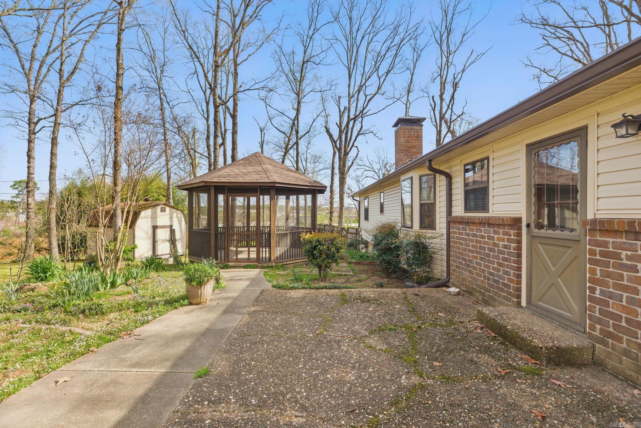 WALNUT VALLEY - Residential