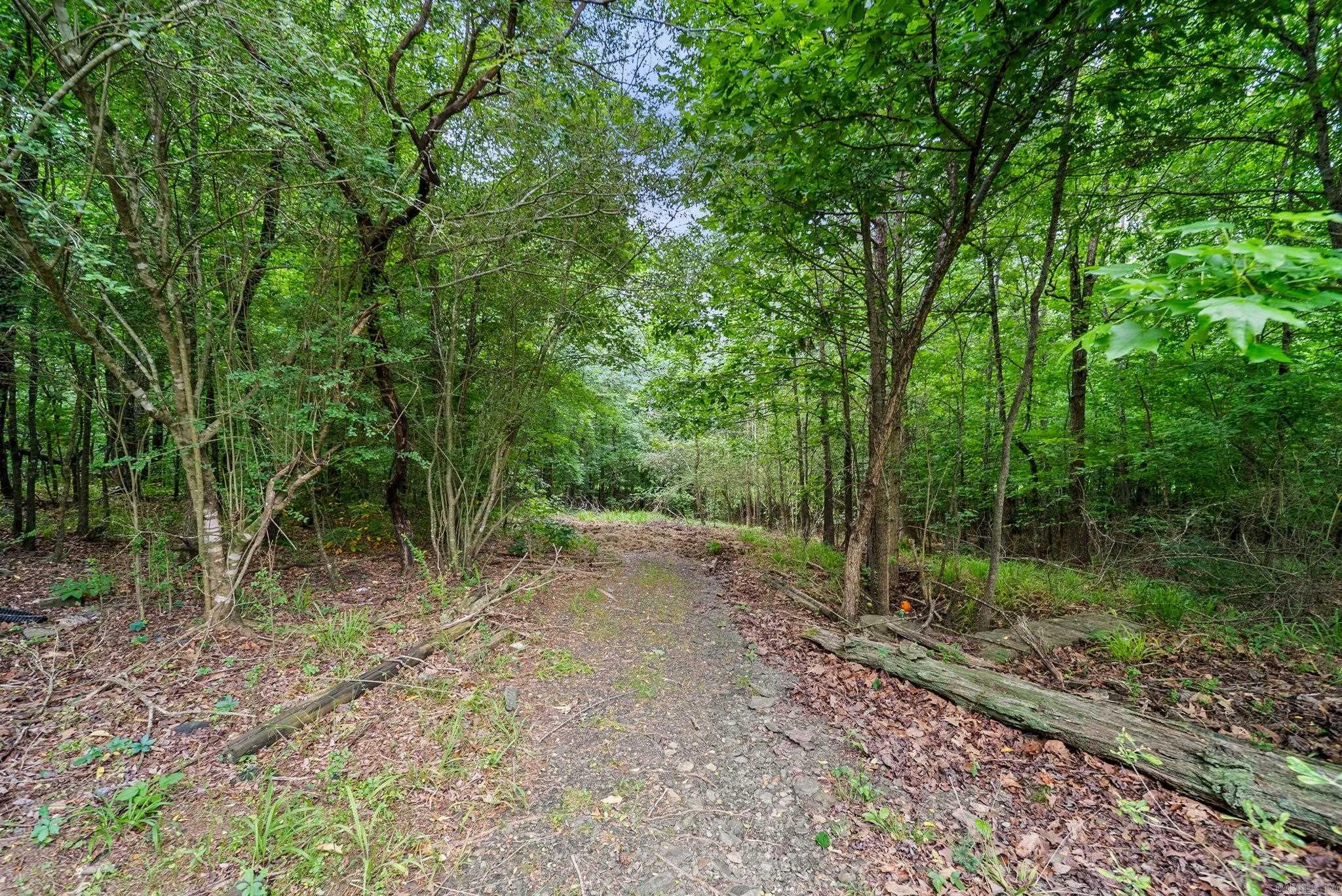WOODLANDS EDGE - Residential