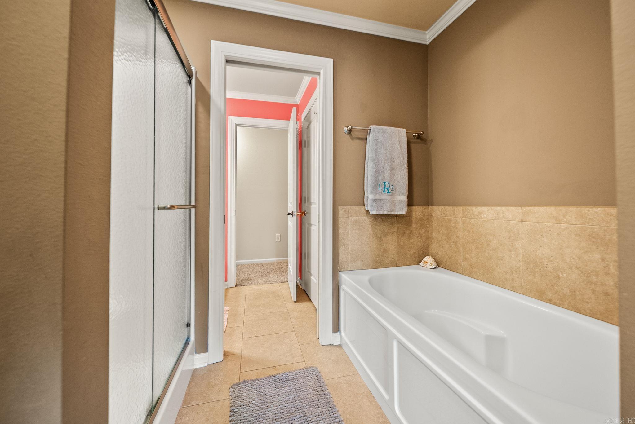 WOODLANDS EDGE - Residential