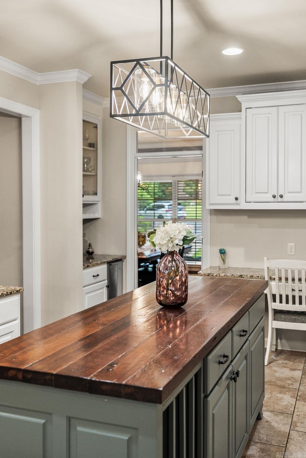 WOODLANDS EDGE - Residential