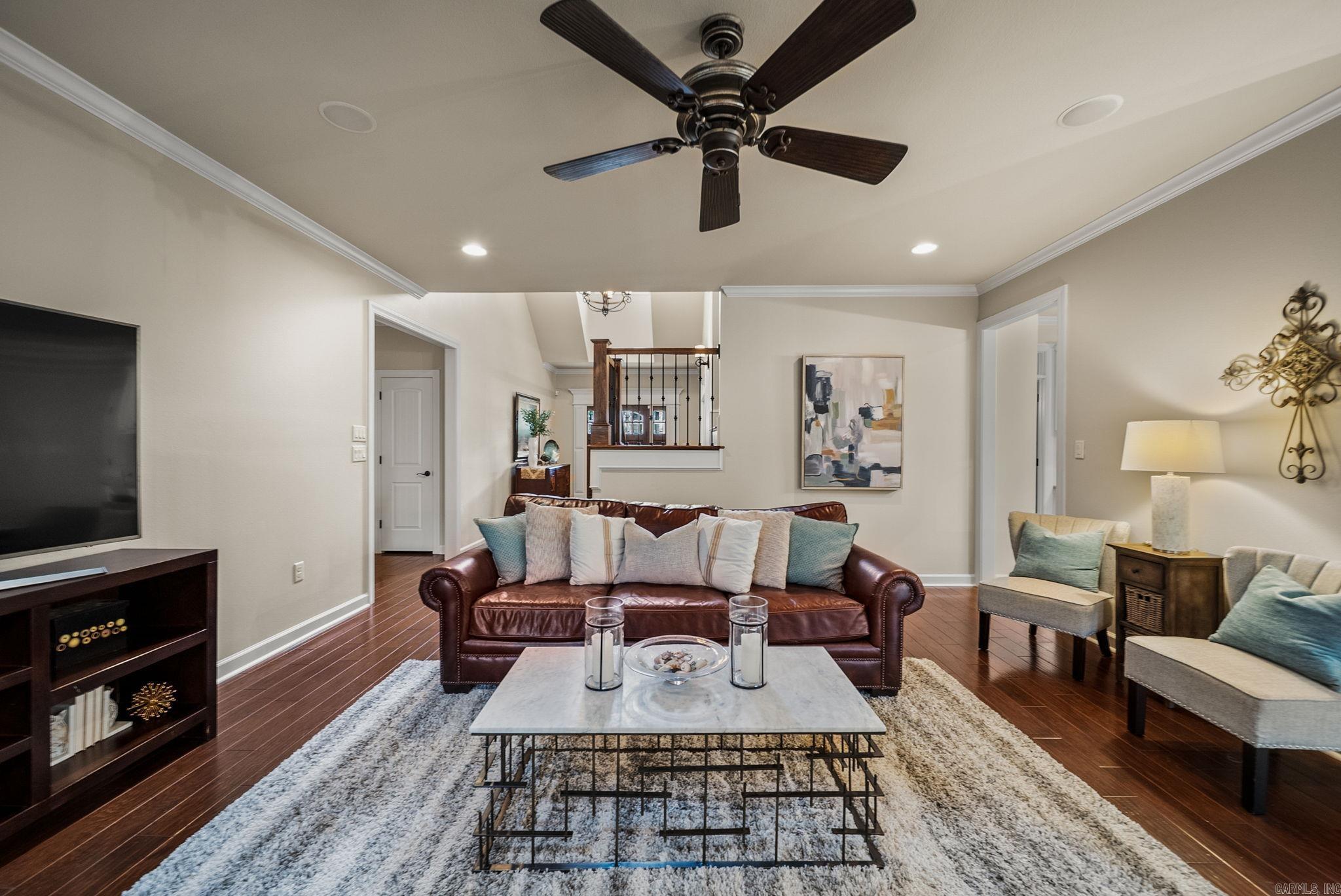 WOODLANDS EDGE - Residential