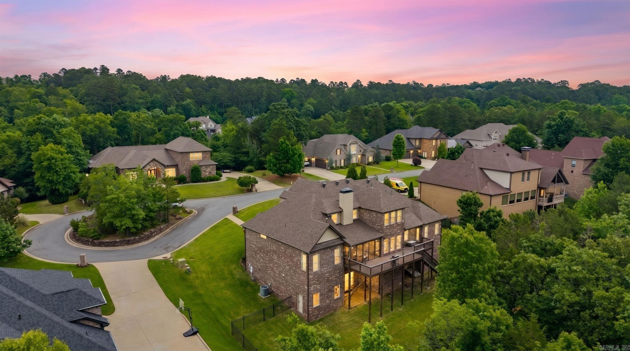 WOODLANDS EDGE - Residential