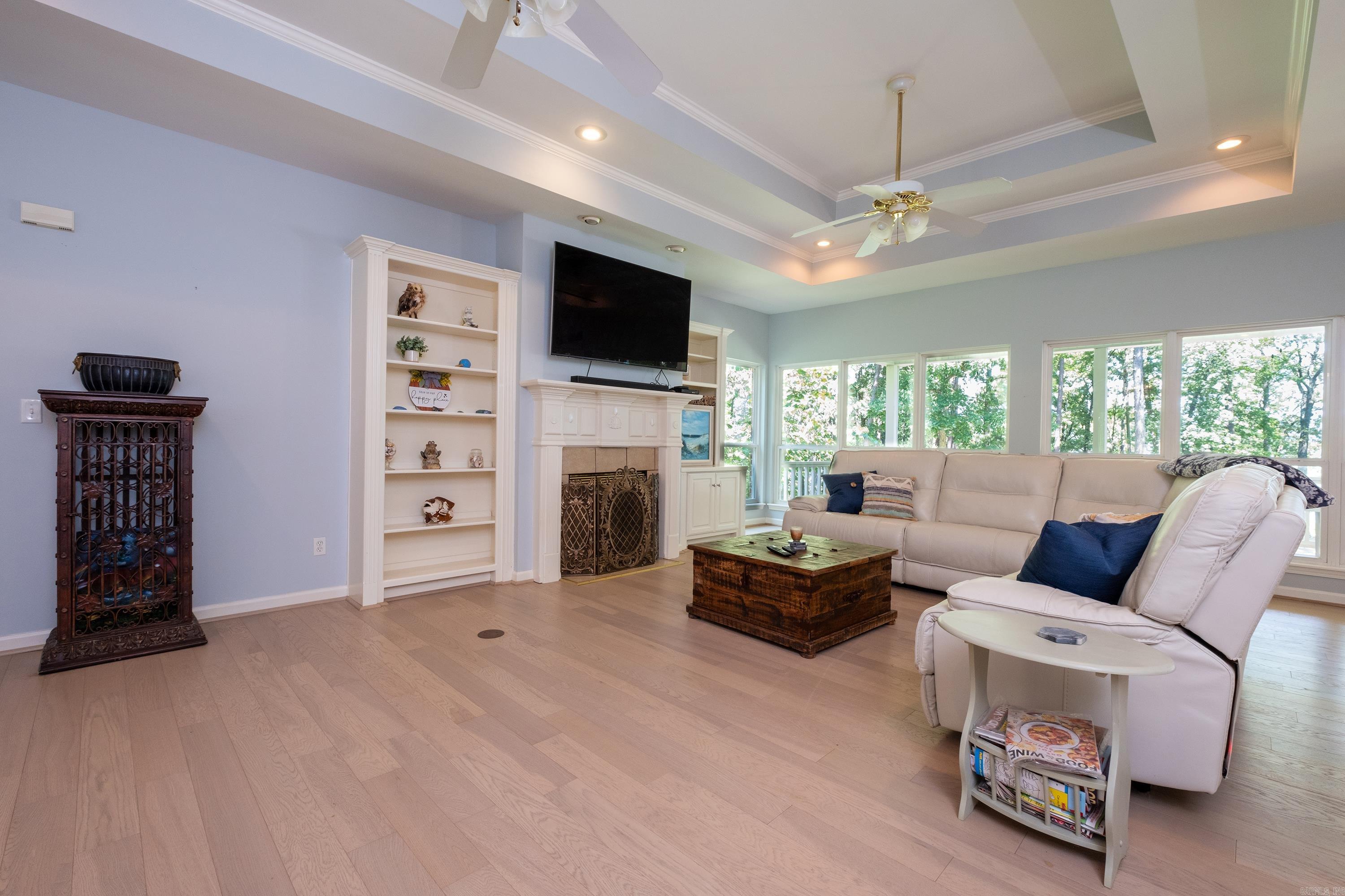 FRUZZA - Residential