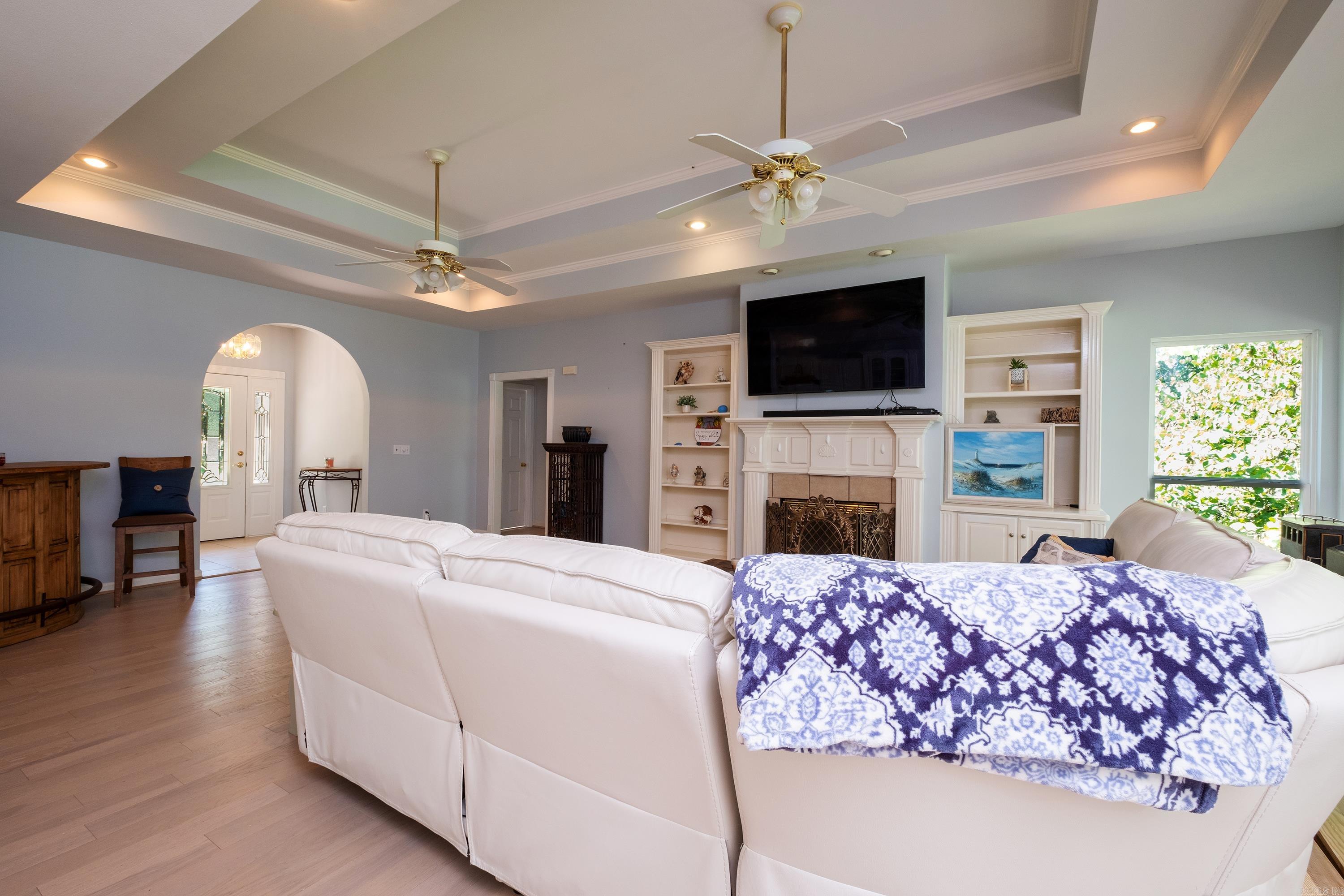 FRUZZA - Residential