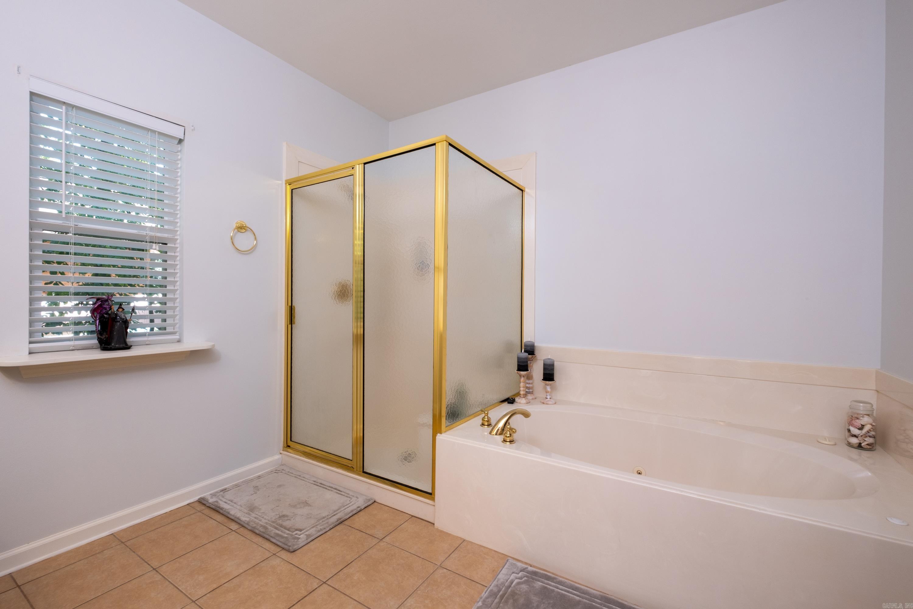 FRUZZA - Residential