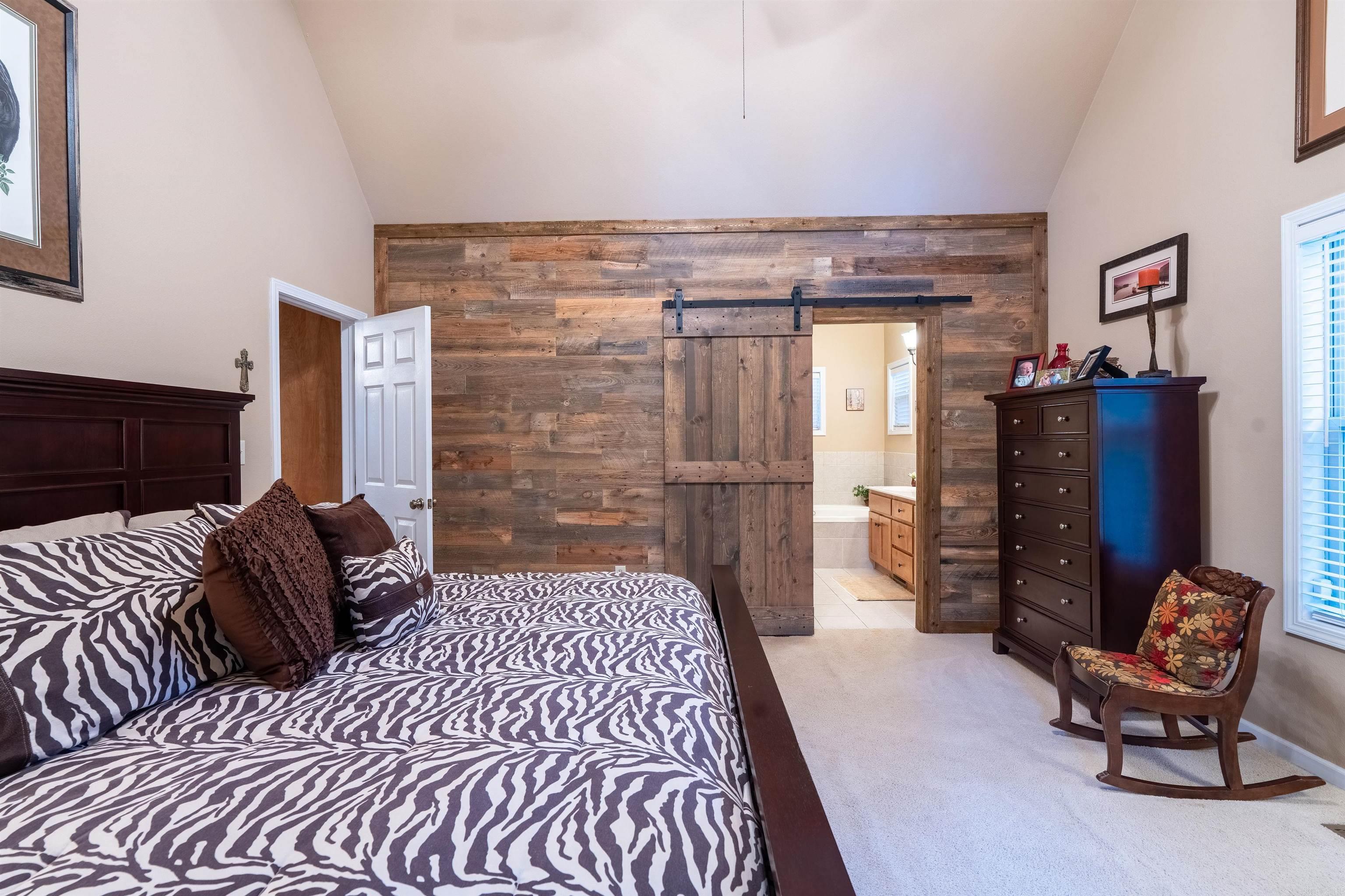 HIDDEN VALLEY ESTATES - Residential