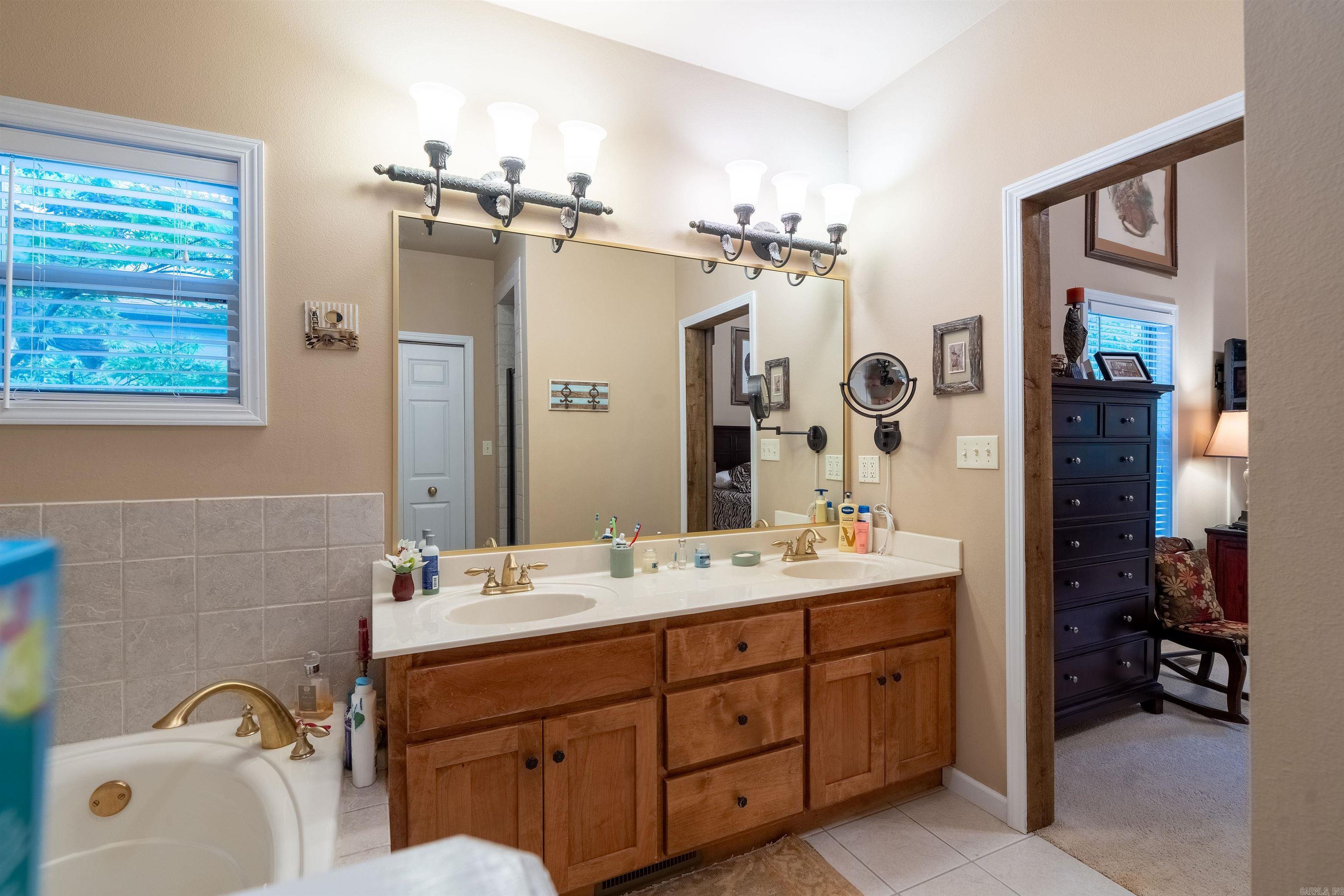 HIDDEN VALLEY ESTATES - Residential
