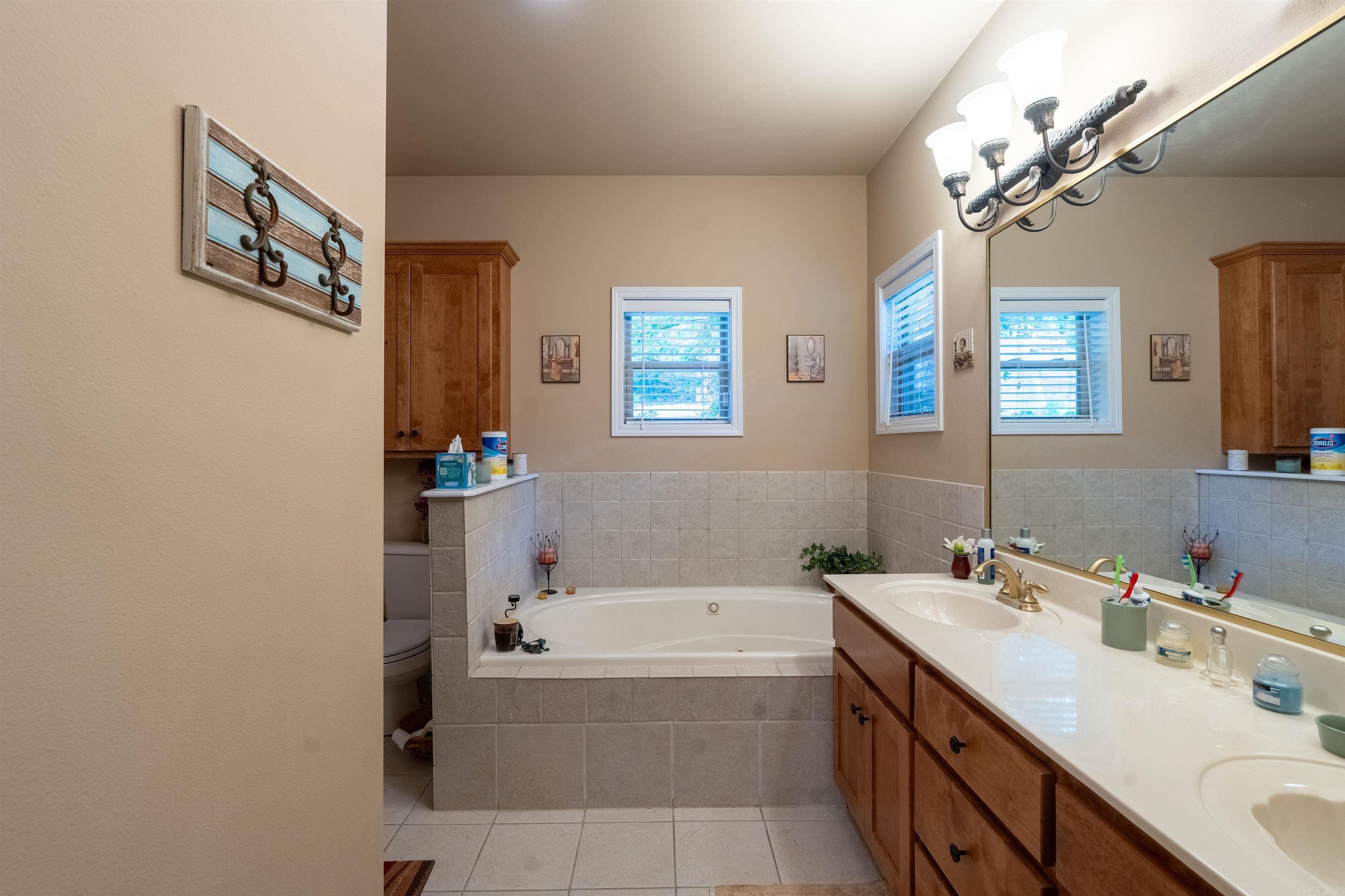 HIDDEN VALLEY ESTATES - Residential