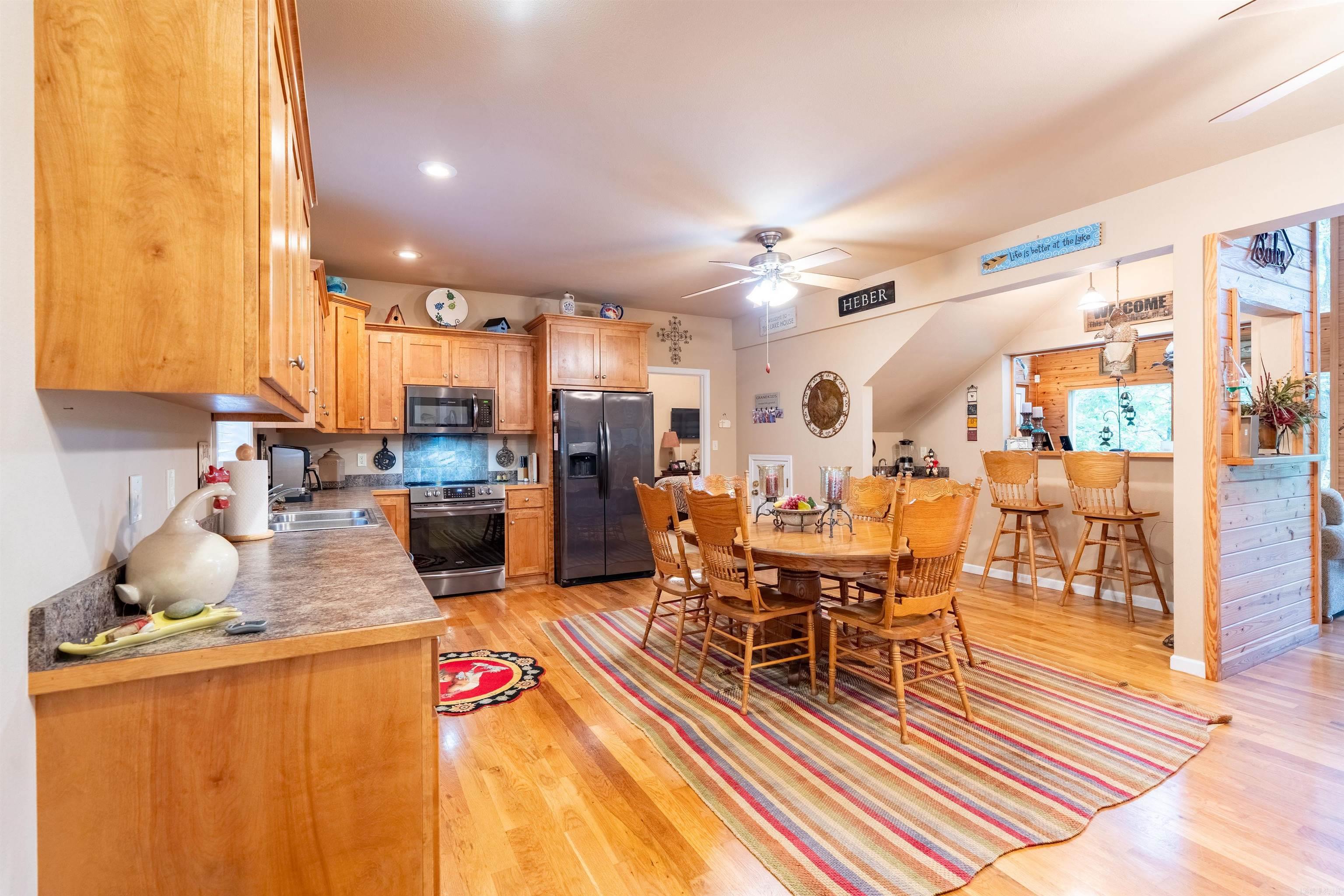 HIDDEN VALLEY ESTATES - Residential