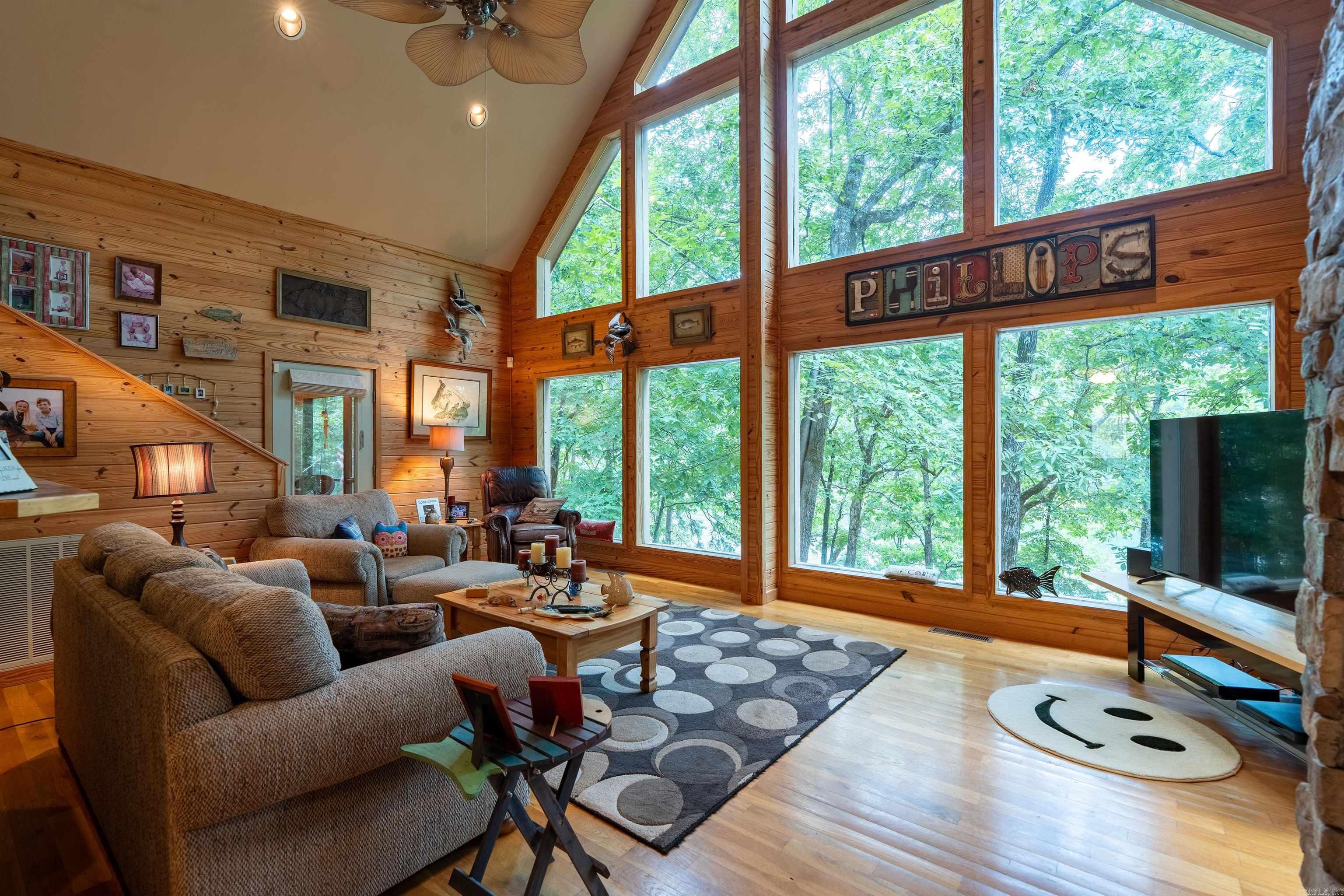 HIDDEN VALLEY ESTATES - Residential
