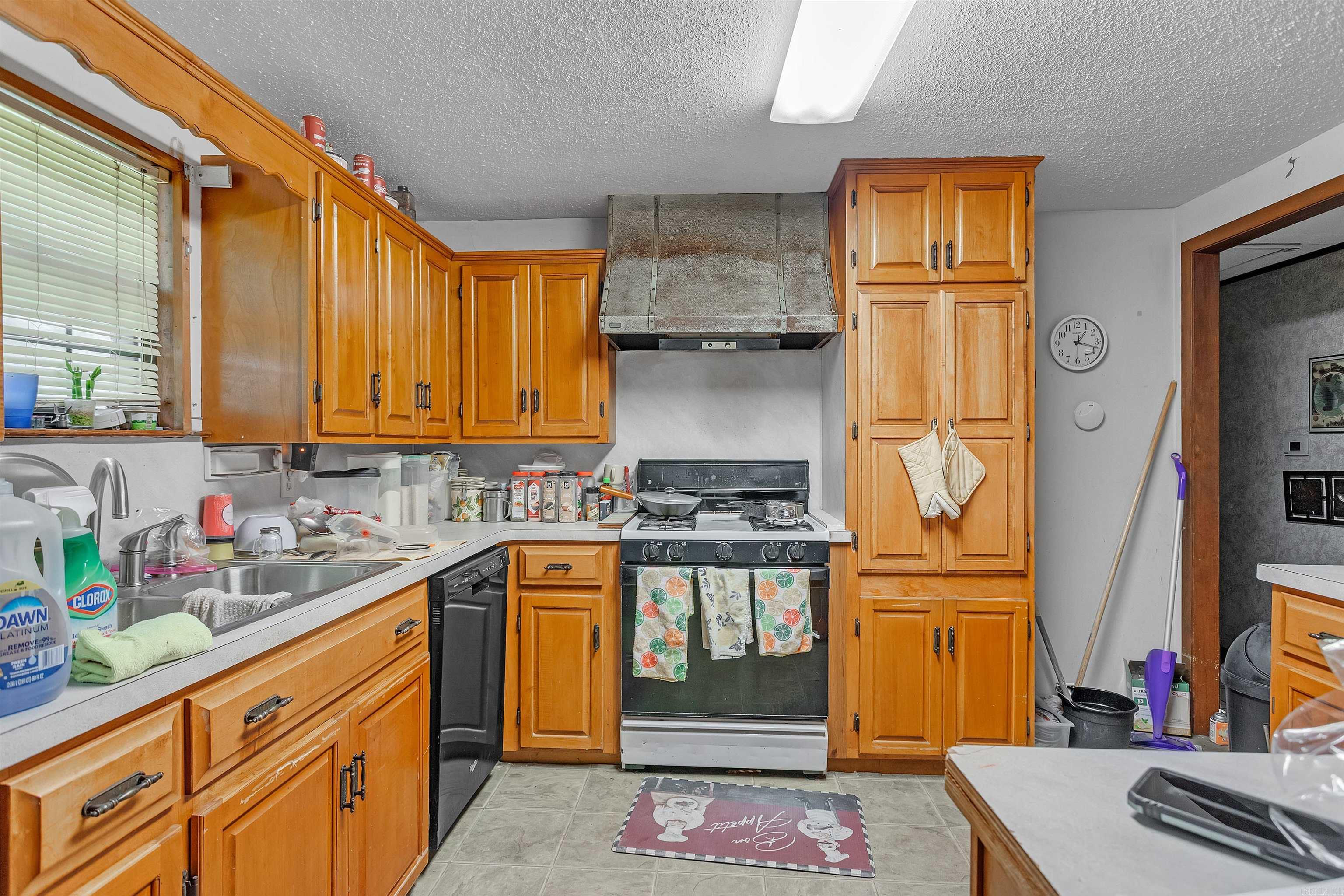 WRIGHTSVILLE - Residential