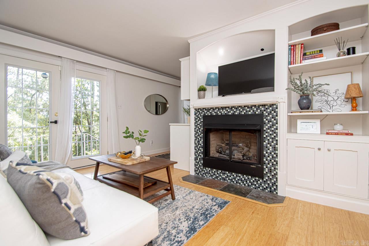 SHANNON HILLS EAST - Residential